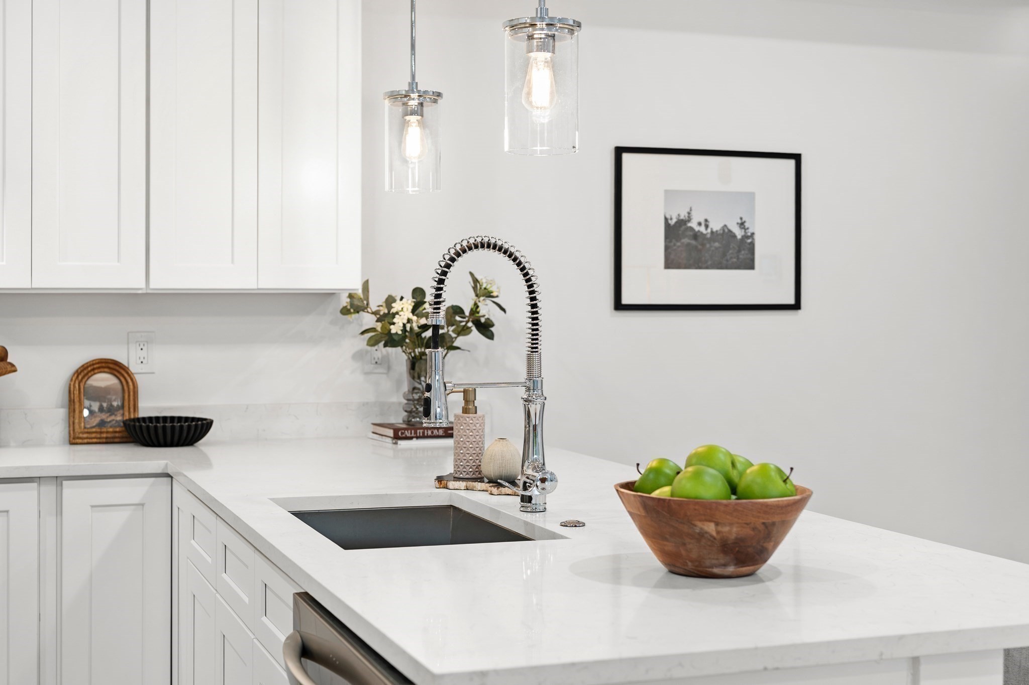 272 Lincoln Street Unit 302, Marlborough, MA 01752 - Image 2