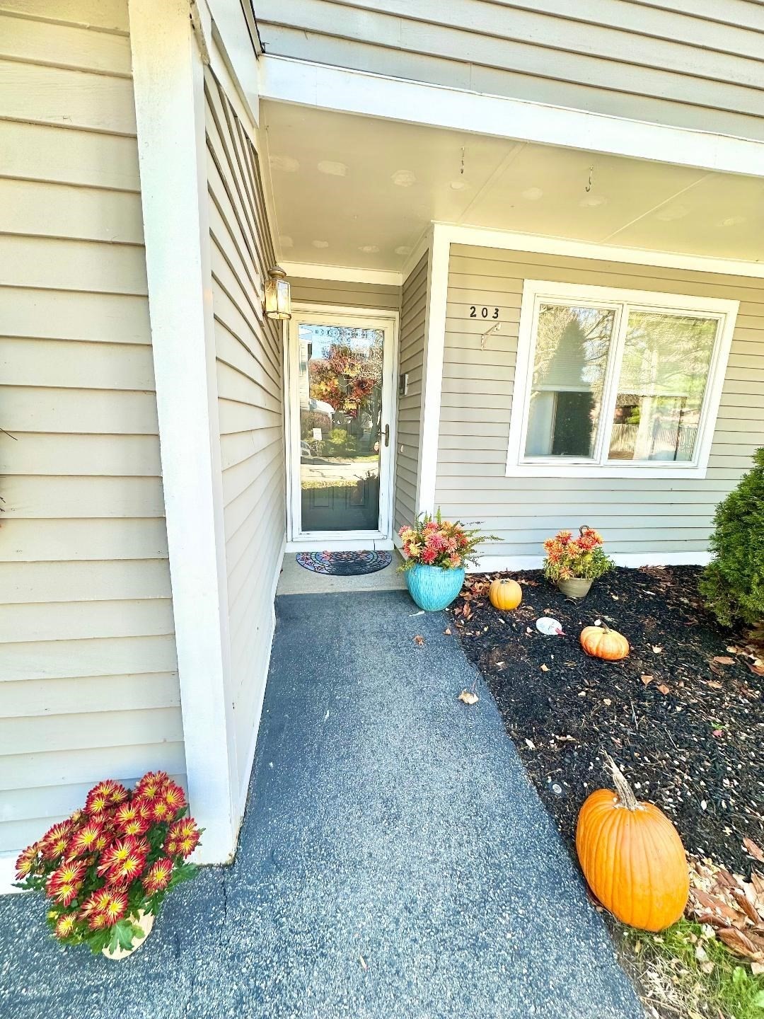 203 Pine Brook Drive Unit 9, Peabody, MA 01960 - Image 2