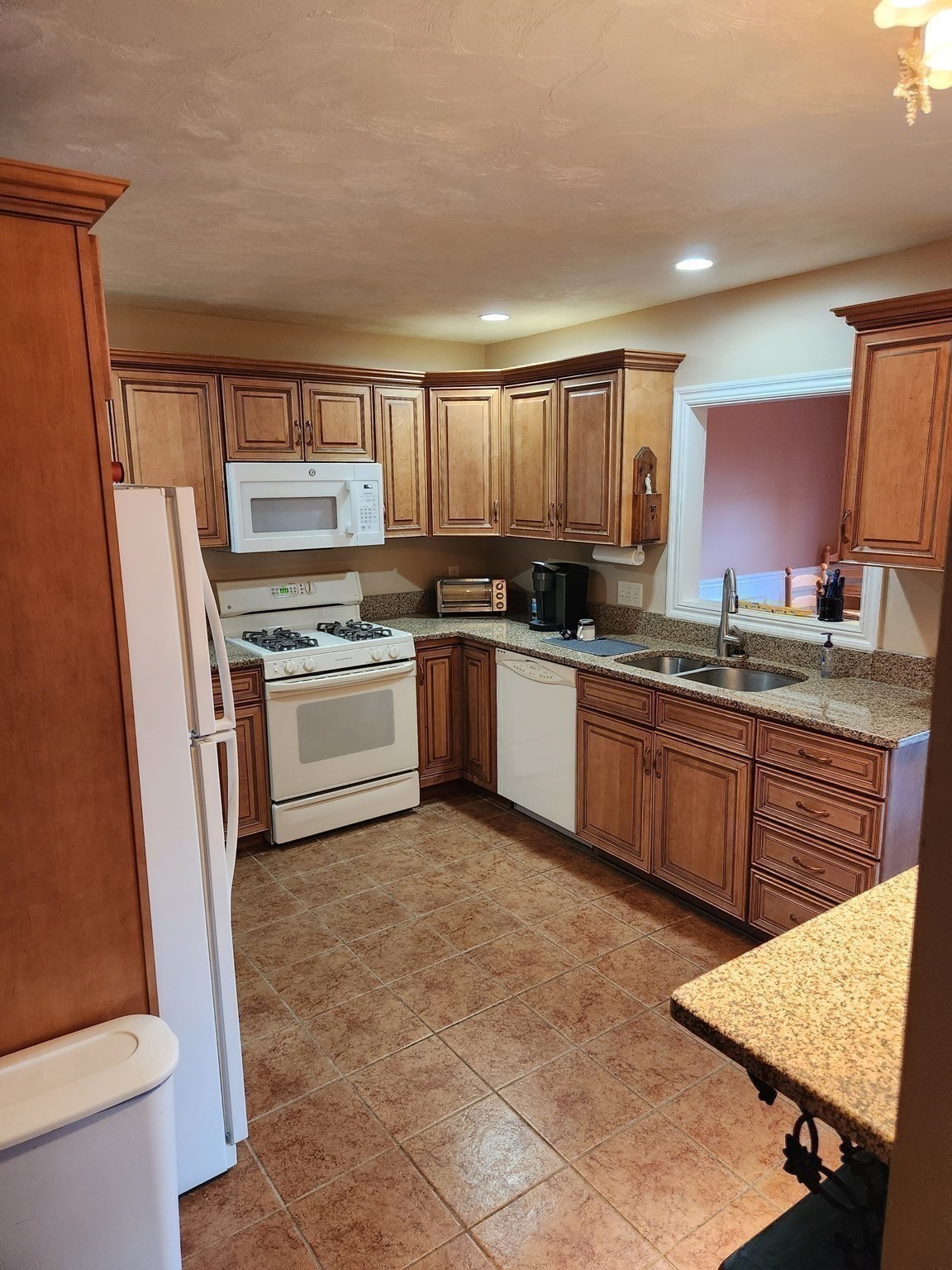 23 Horne Way Unit 23, Millbury, MA 01527 - Image 4