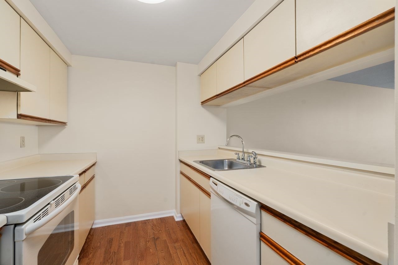 148 Main Street Unit A508, North Andover, MA 01845 - Image 9