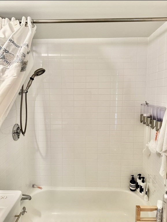 2 Earhart Unit 121, Cambridge, MA 02141 - Image 15