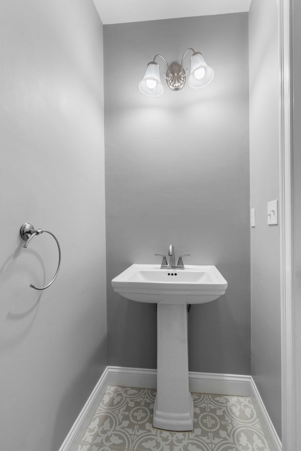 93 Providence St Unit B, Mendon, MA 01756 - Image 16