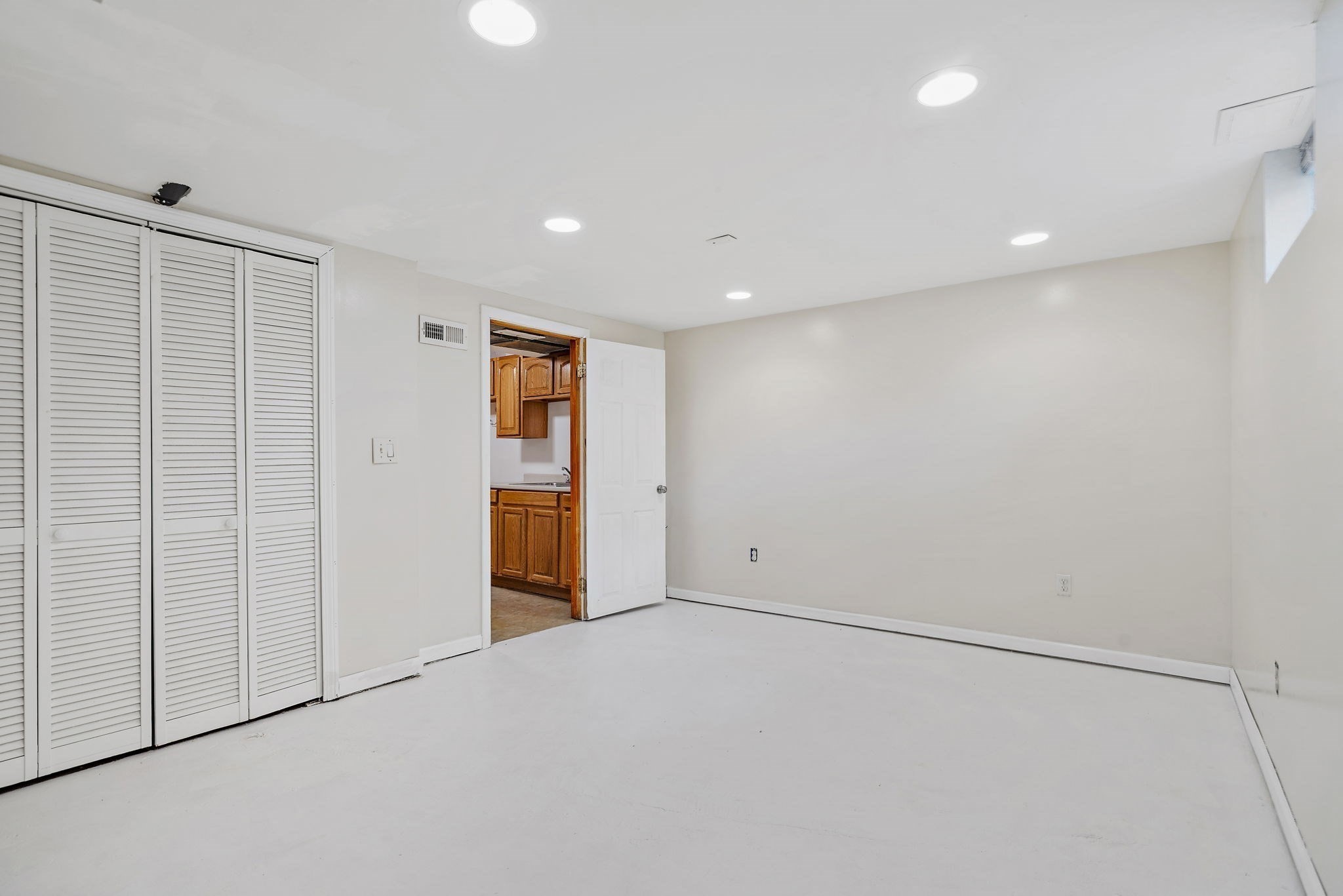 32 Violet St, Mattapan, Boston, MA 02126 - Image 17