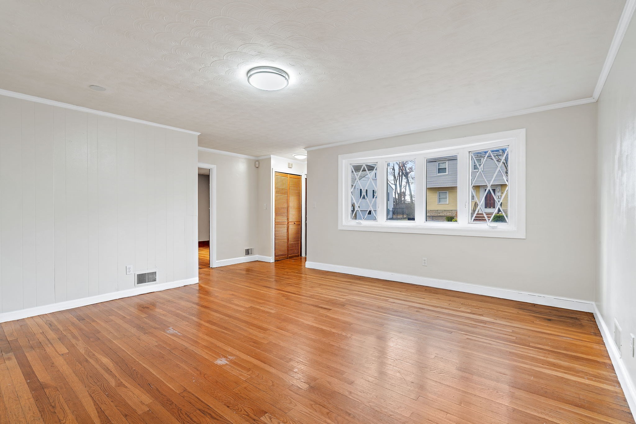 32 Violet St, Mattapan, Boston, MA 02126 - Image 5