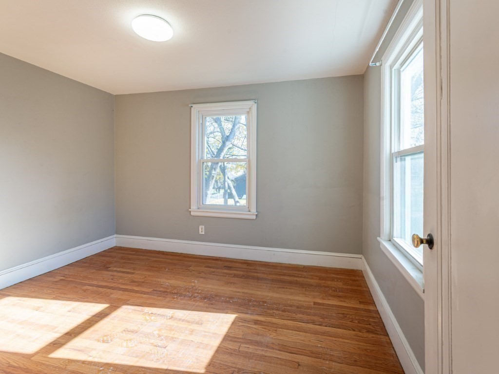 19 Roosevelt Ave, Springfield, MA 01118 - Image 16