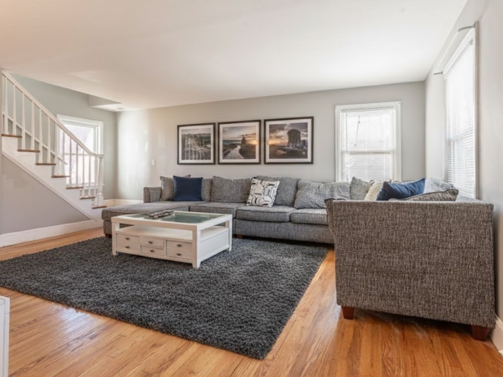 19 Roosevelt Ave, Springfield, MA 01118 - Image 3
