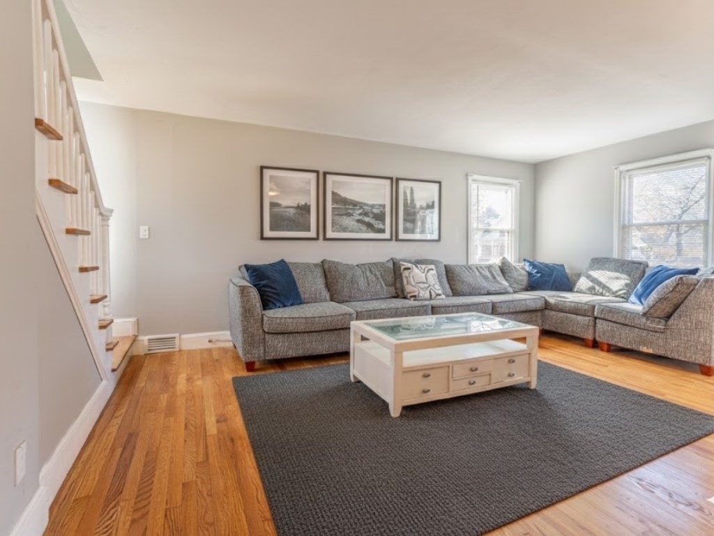 19 Roosevelt Ave, Springfield, MA 01118 - Image 4