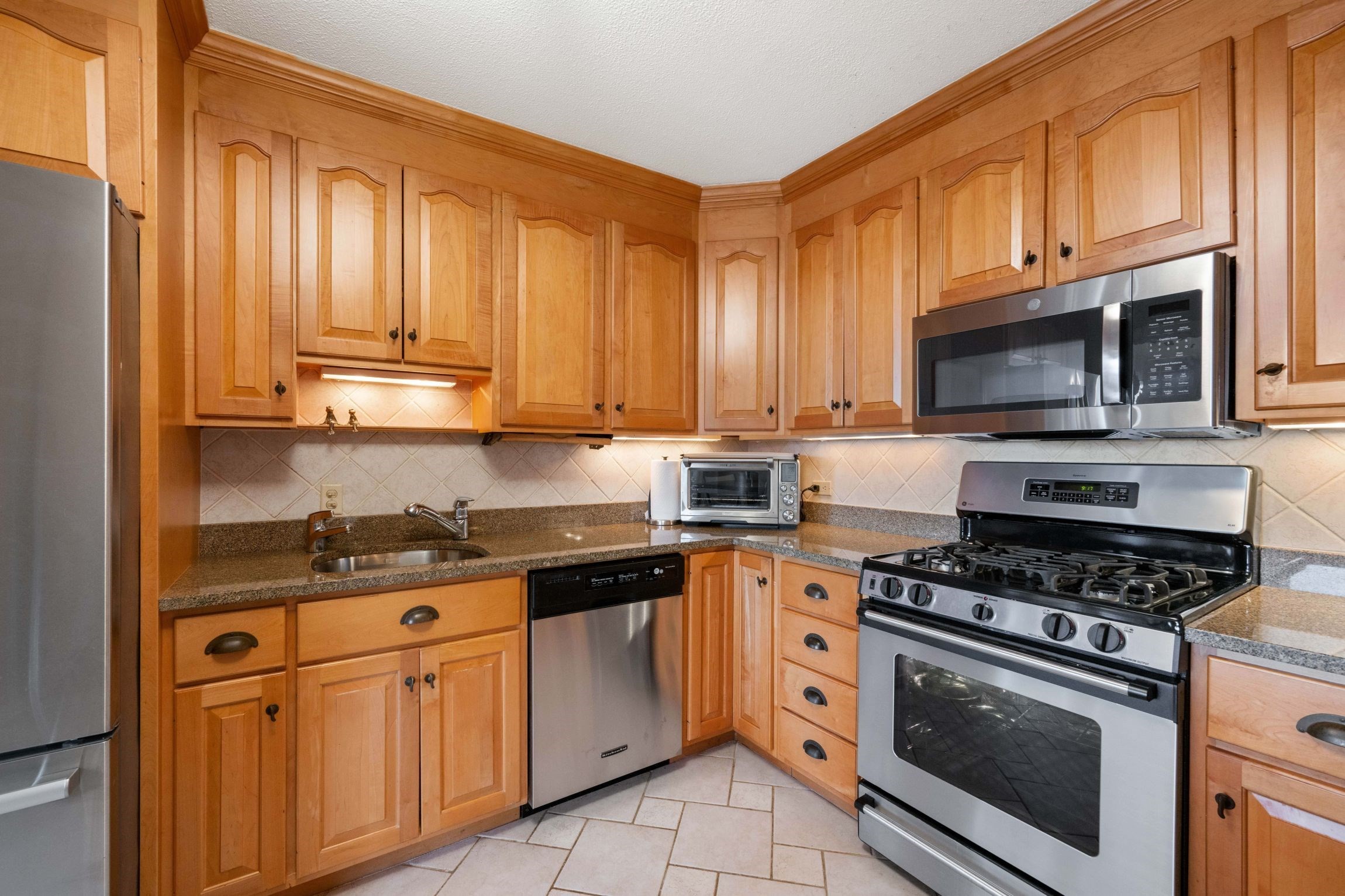 280 Boylston St Unit 908, Newton, MA 02467 - Image 17