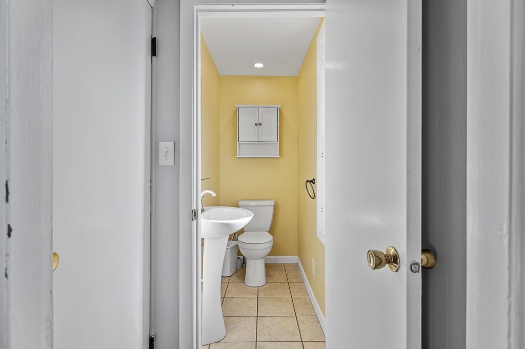 10 Steele St., Worcester, MA 01607 - Image 8