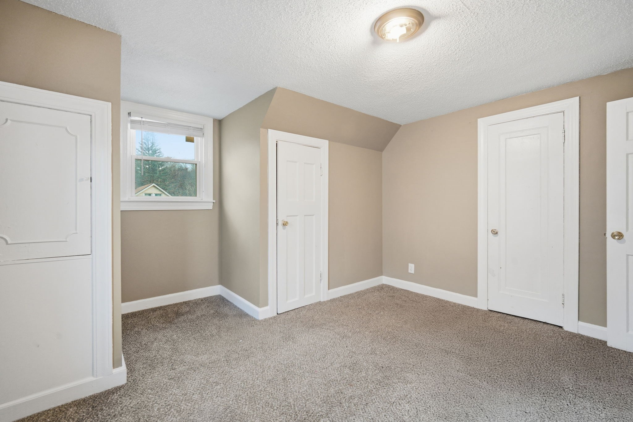 103 Ontario St, Springfield, MA 01119 - Image 4