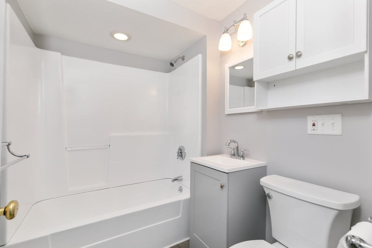 110 Pilling, Haverhill, MA 01832 - Image 10