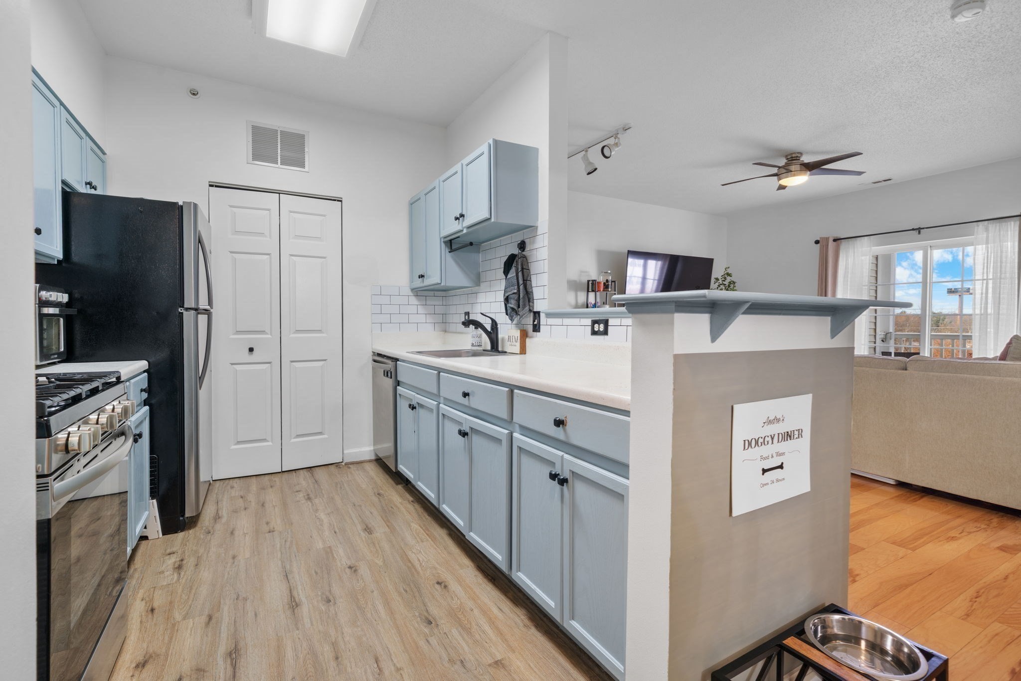 21 Hampshire Unit 412, Methuen, MA 01844 - Image 12