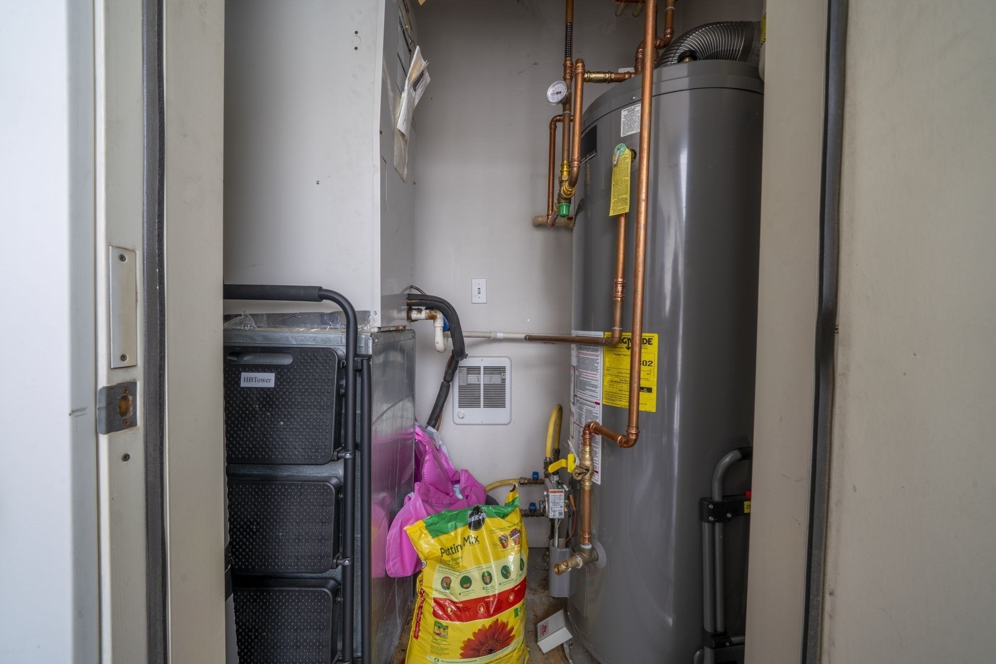 21 Hampshire Unit 412, Methuen, MA 01844 - Image 30