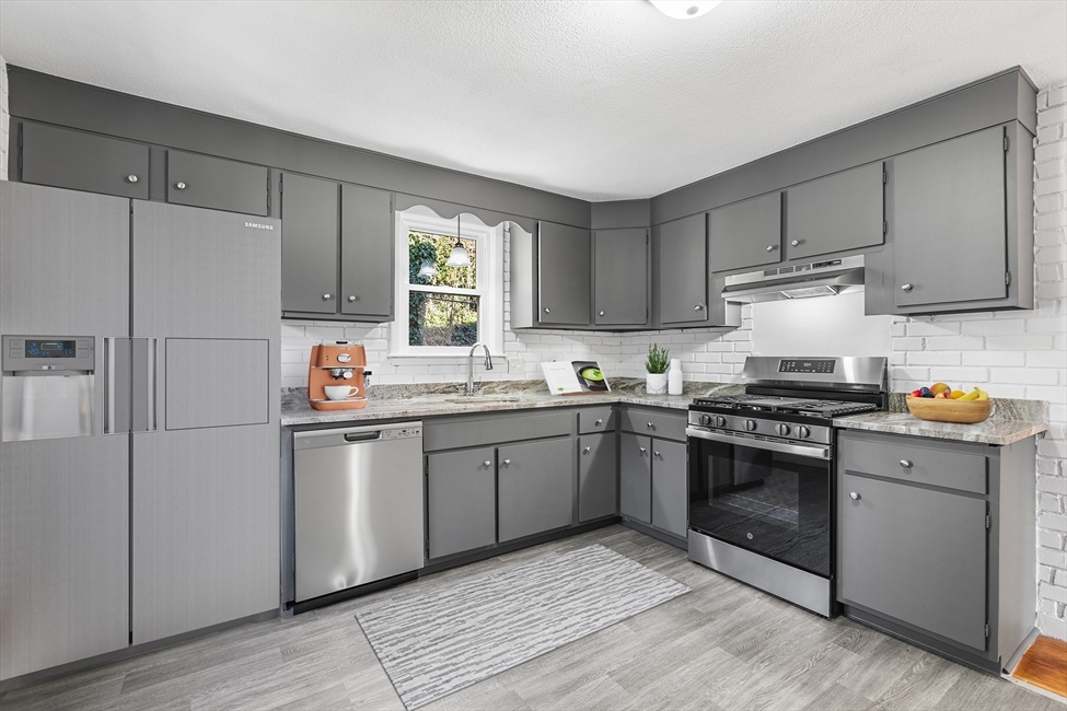 73 Lockwood Rd, Lynn, MA Image 2