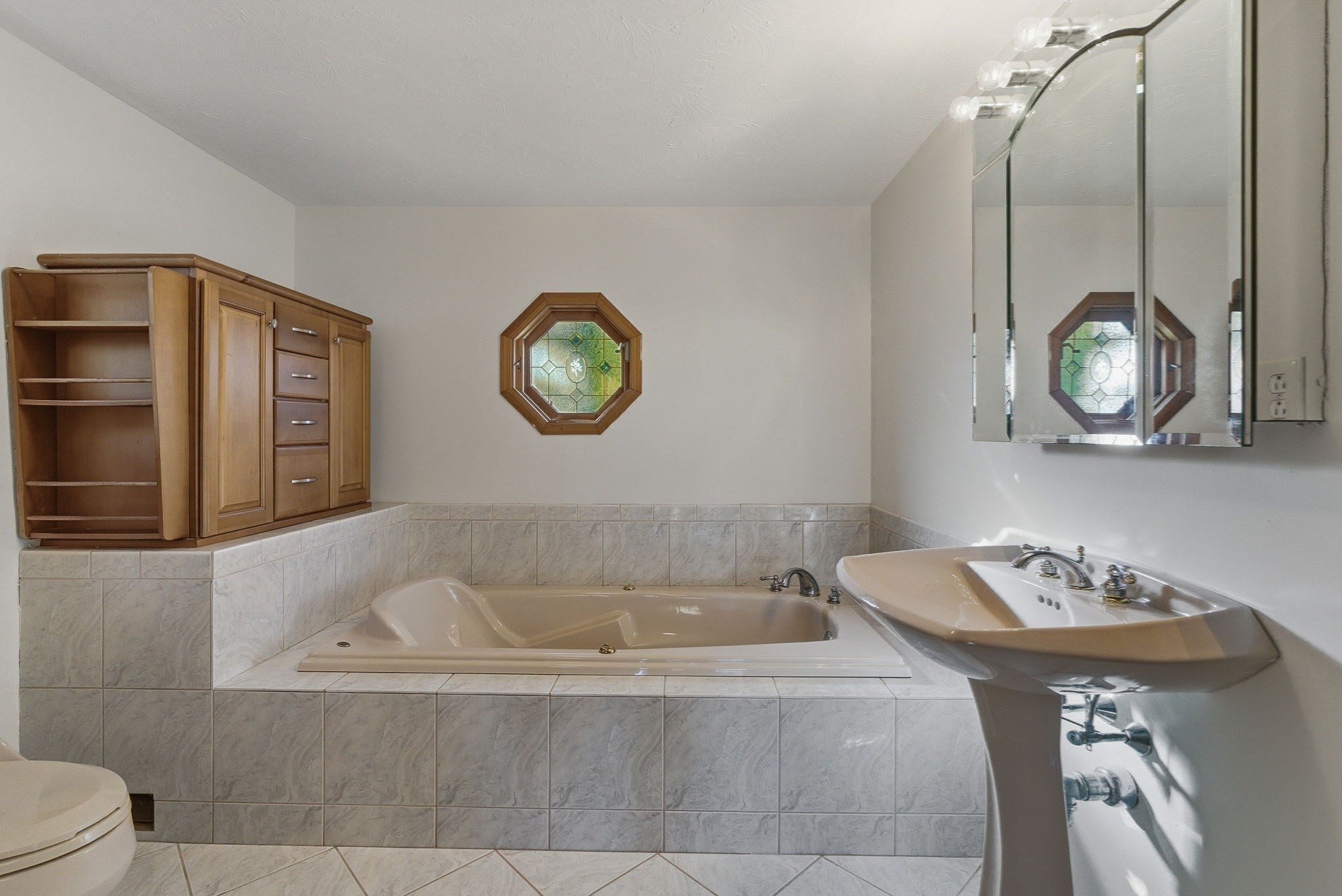 33 W Elm St, Hopkinton, MA 01748 - Image 29