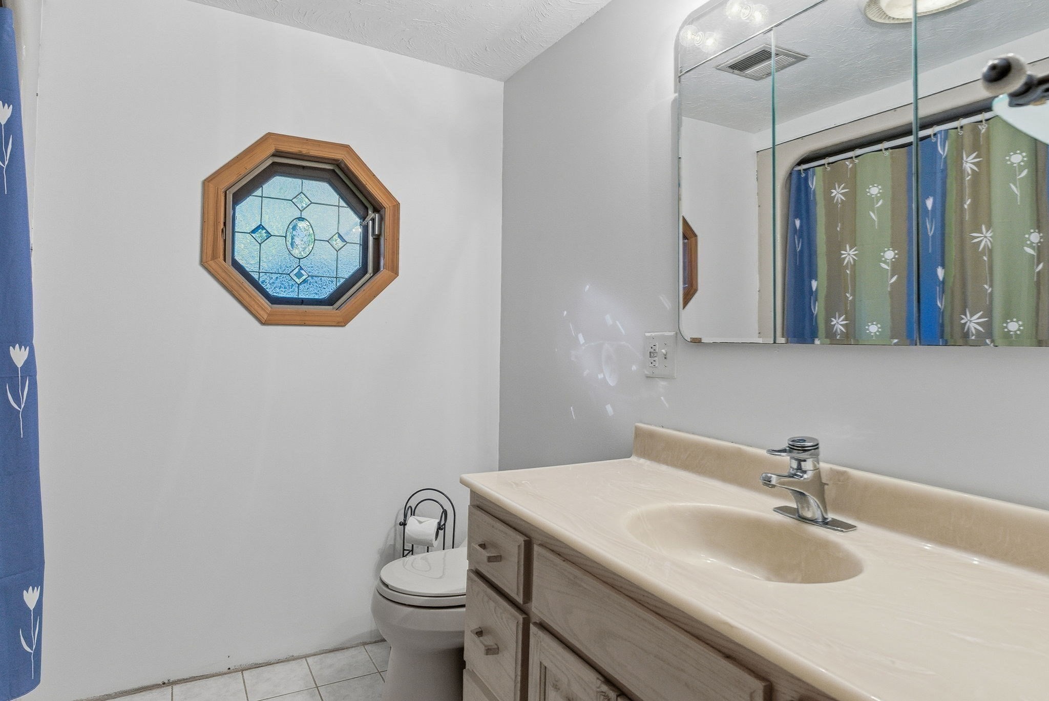 33 W Elm St, Hopkinton, MA 01748 - Image 32