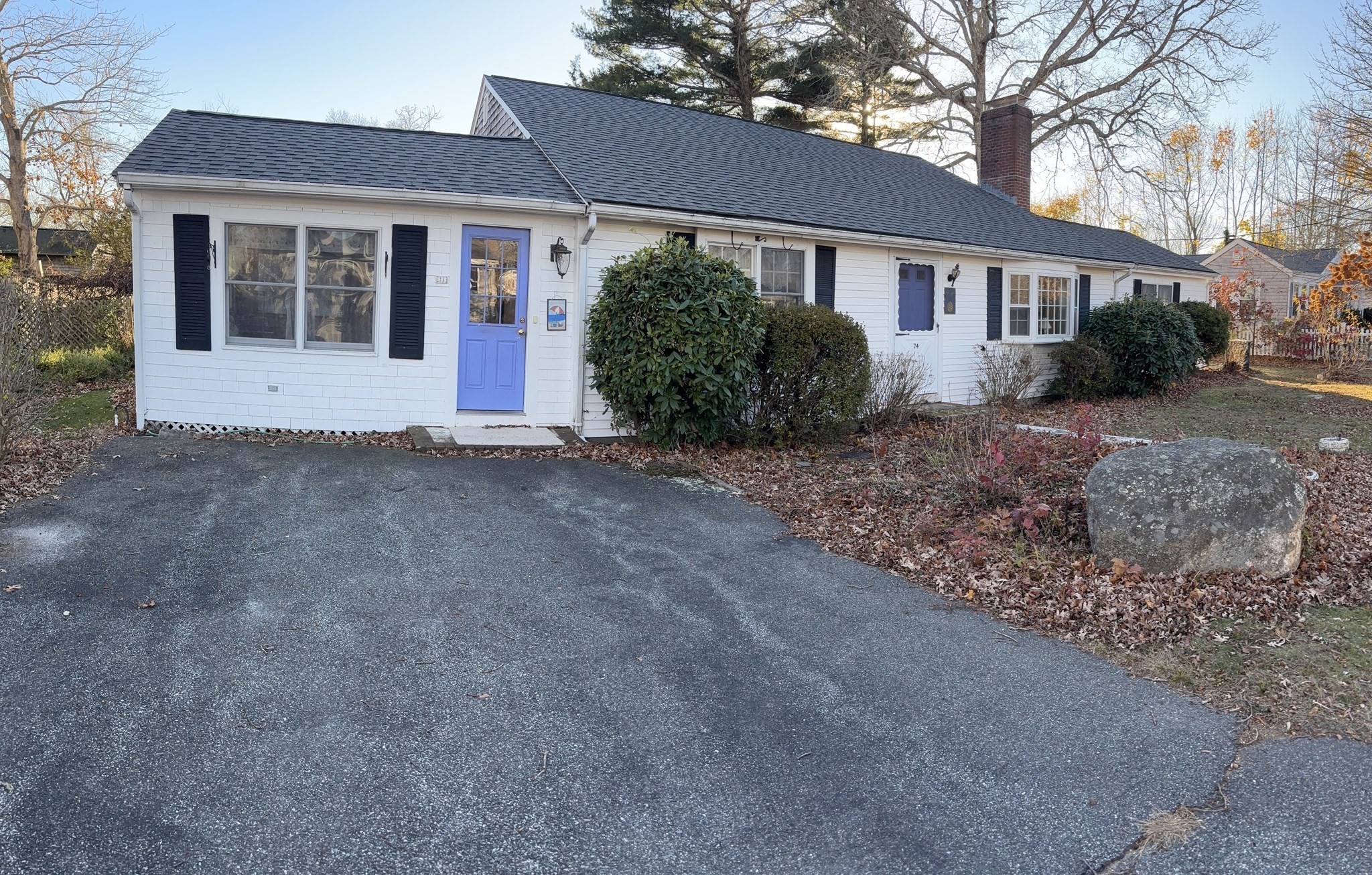 74 Hillside Ave, Falmouth, MA 02556