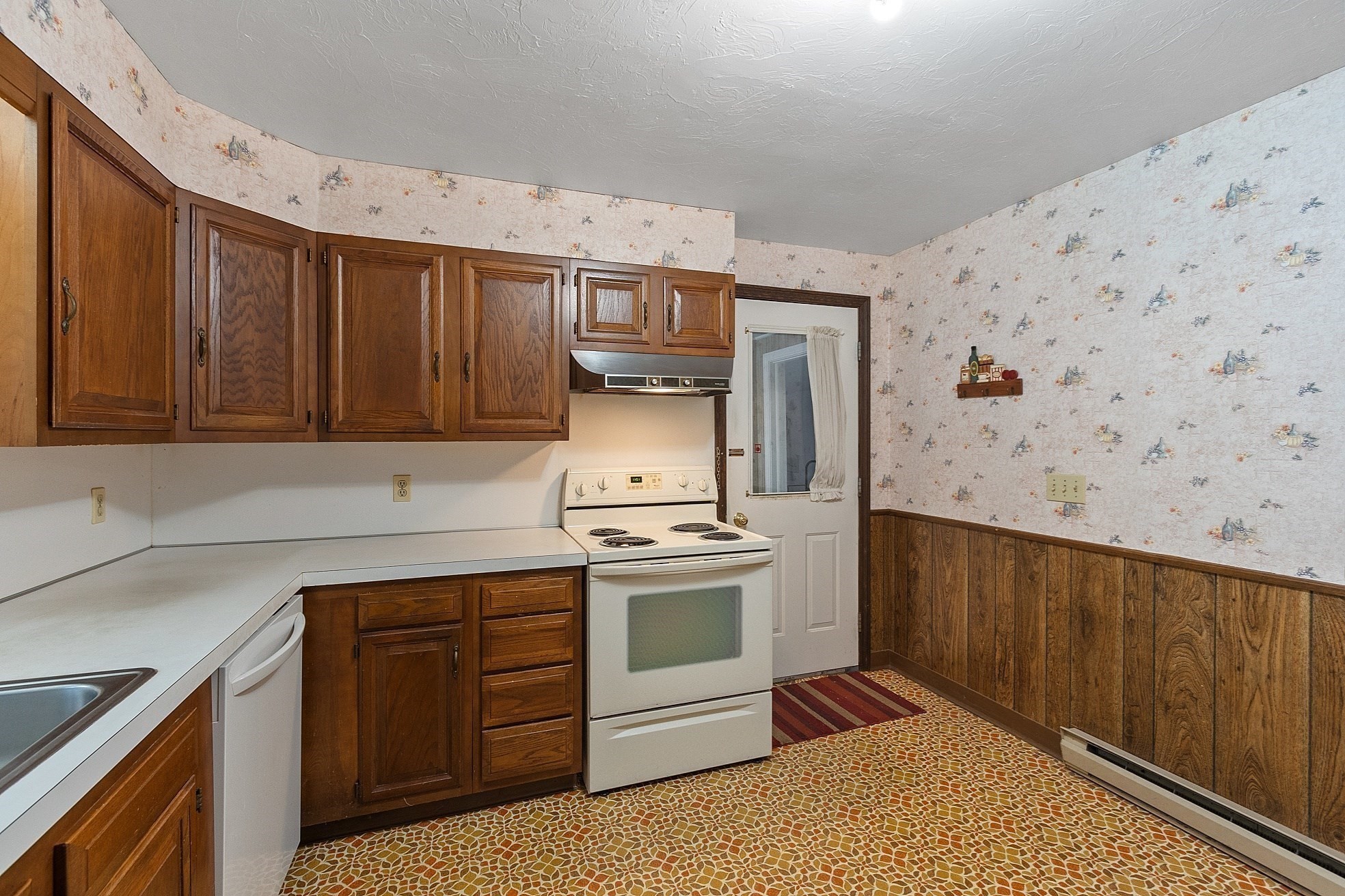 24 North St, Leominster, MA 01453 - Image 16