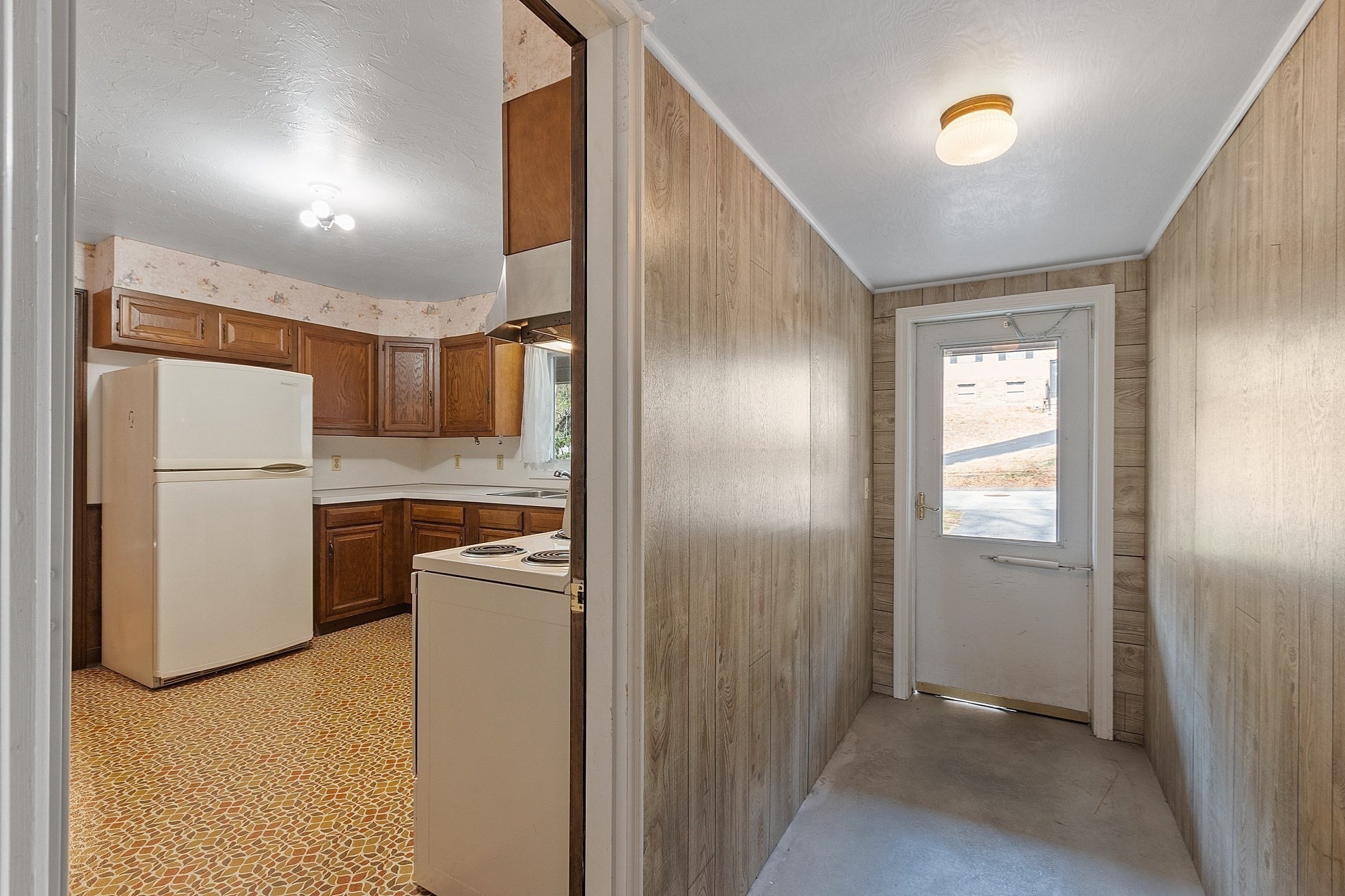 24 North St, Leominster, MA 01453 - Image 17