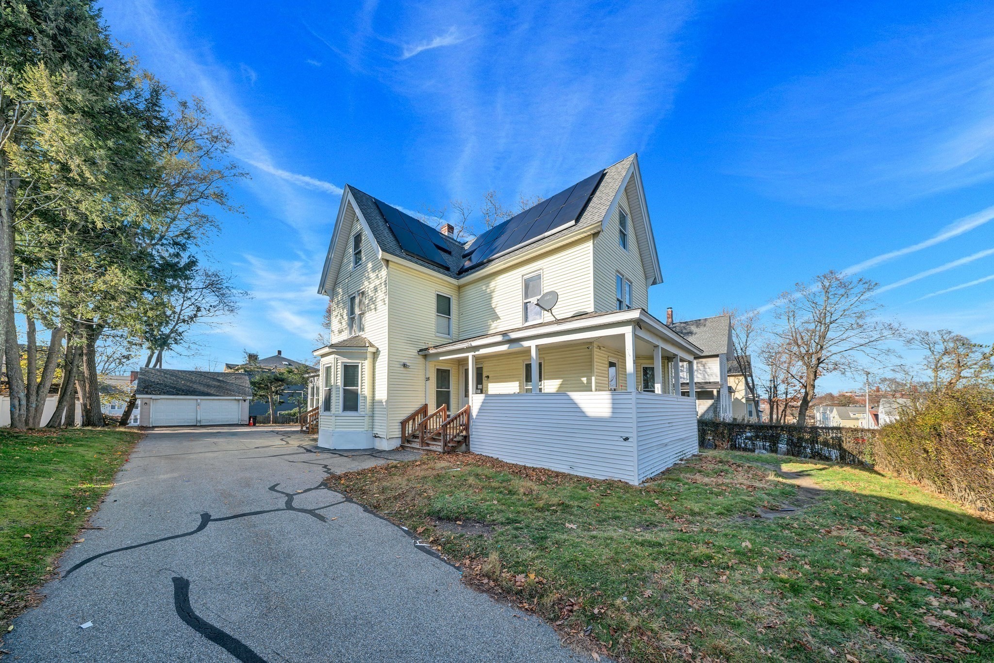 28 Richards St, Worcester, MA 01603 - Image 2