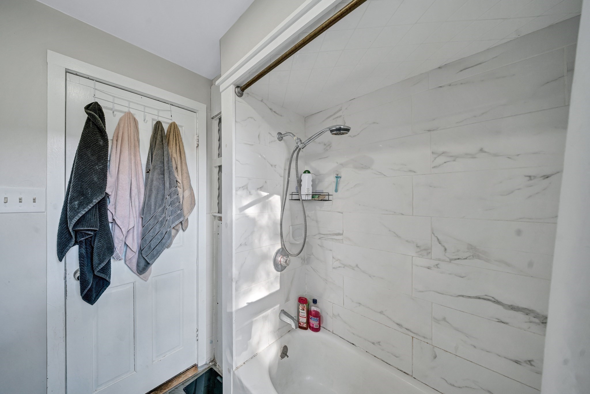 28 Richards St, Worcester, MA 01603 - Image 24