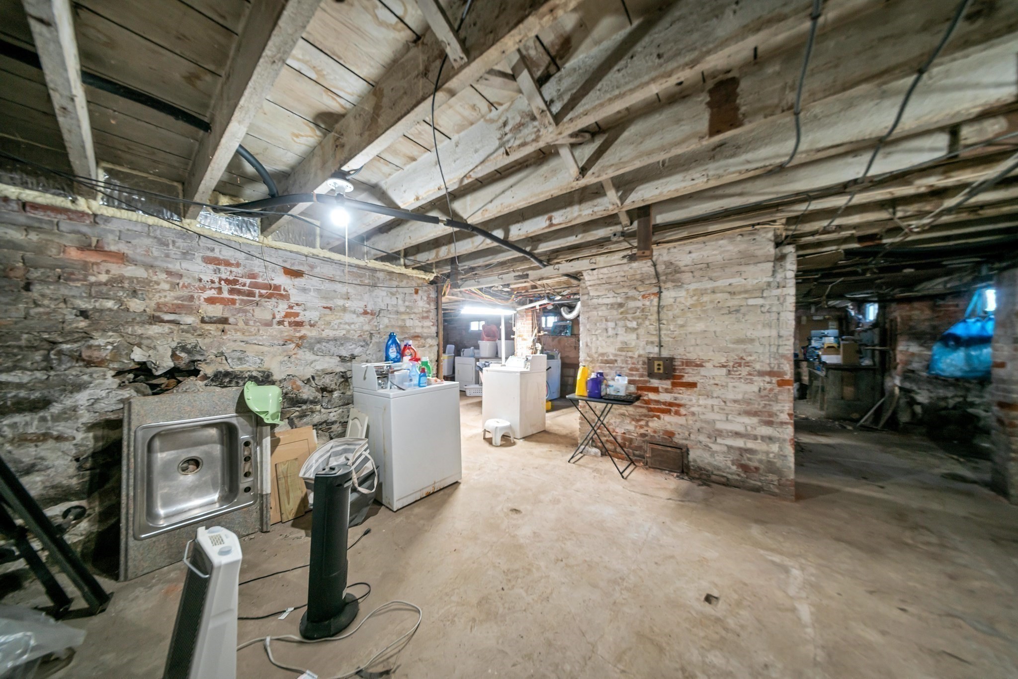 28 Richards St, Worcester, MA 01603 - Image 40