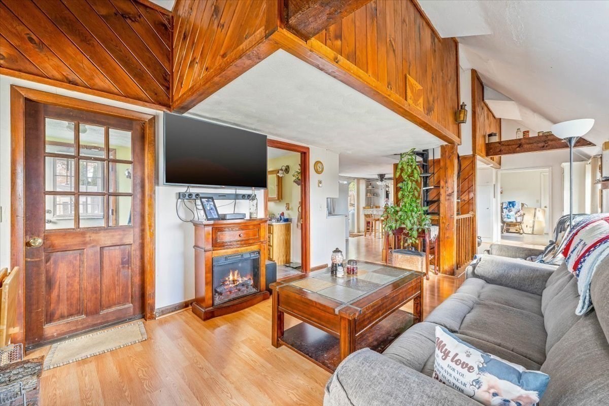 17 E Public St, Freetown, MA 02702 - Image 9