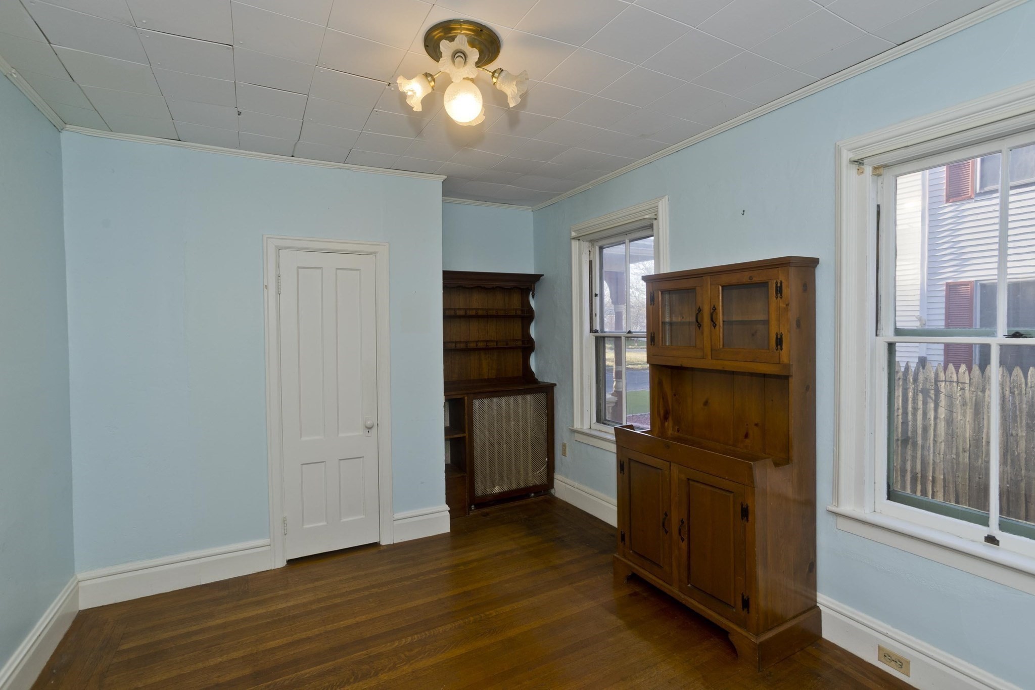 115 Thompson St, Springfield, MA 01109 - Image 15