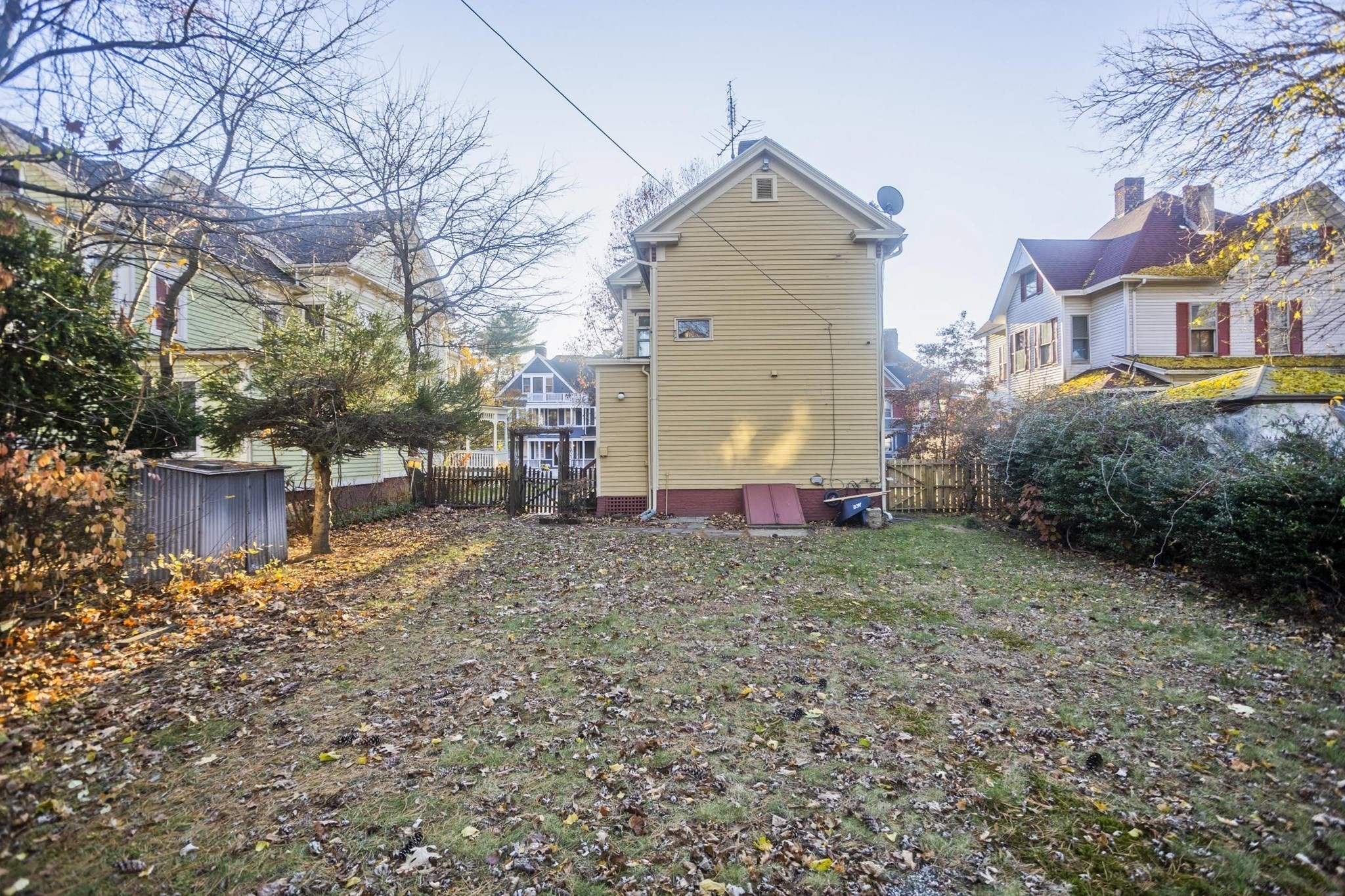115 Thompson St, Springfield, MA 01109 - Image 4