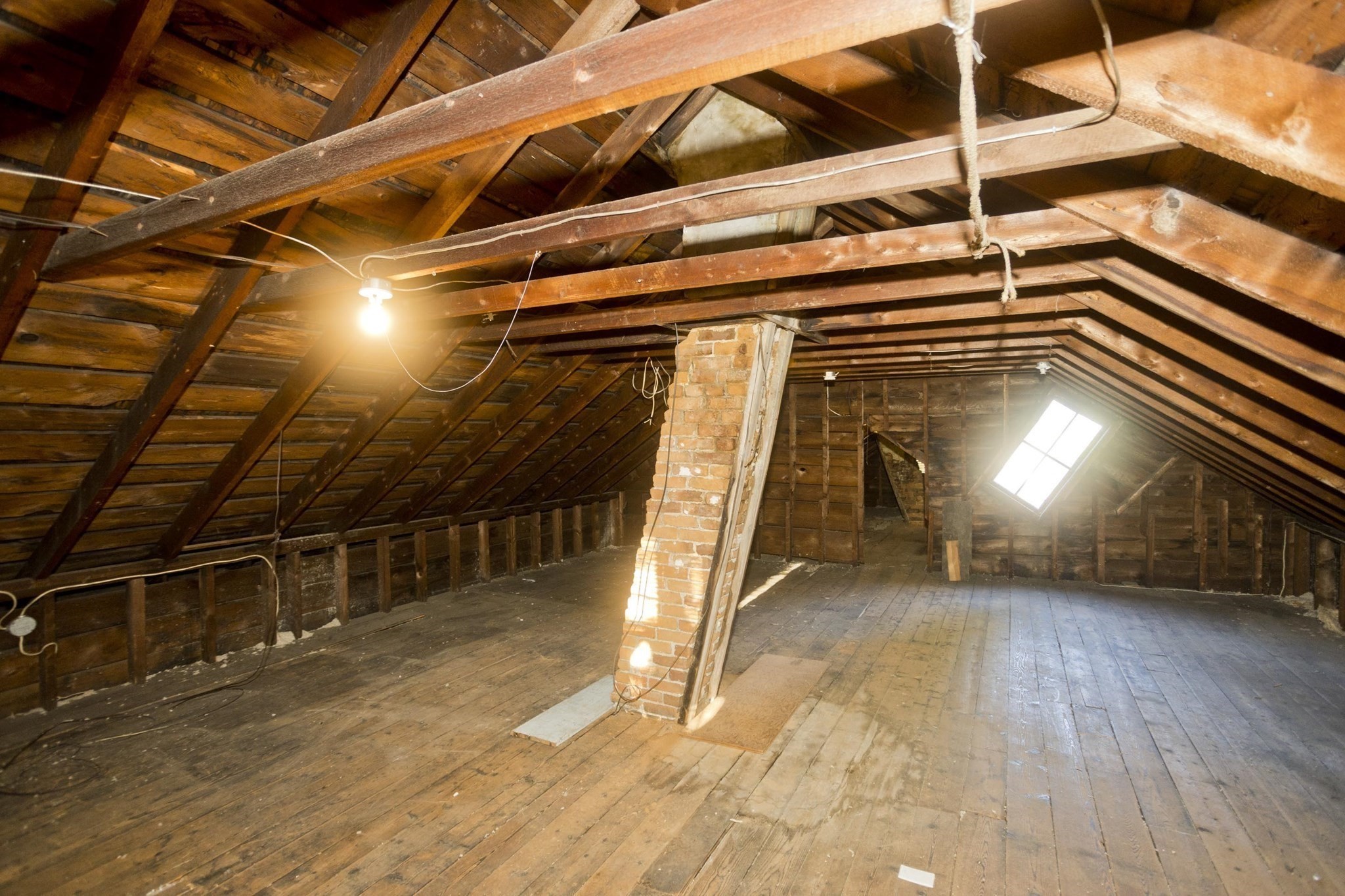 115 Thompson St, Springfield, MA 01109 - Image 36