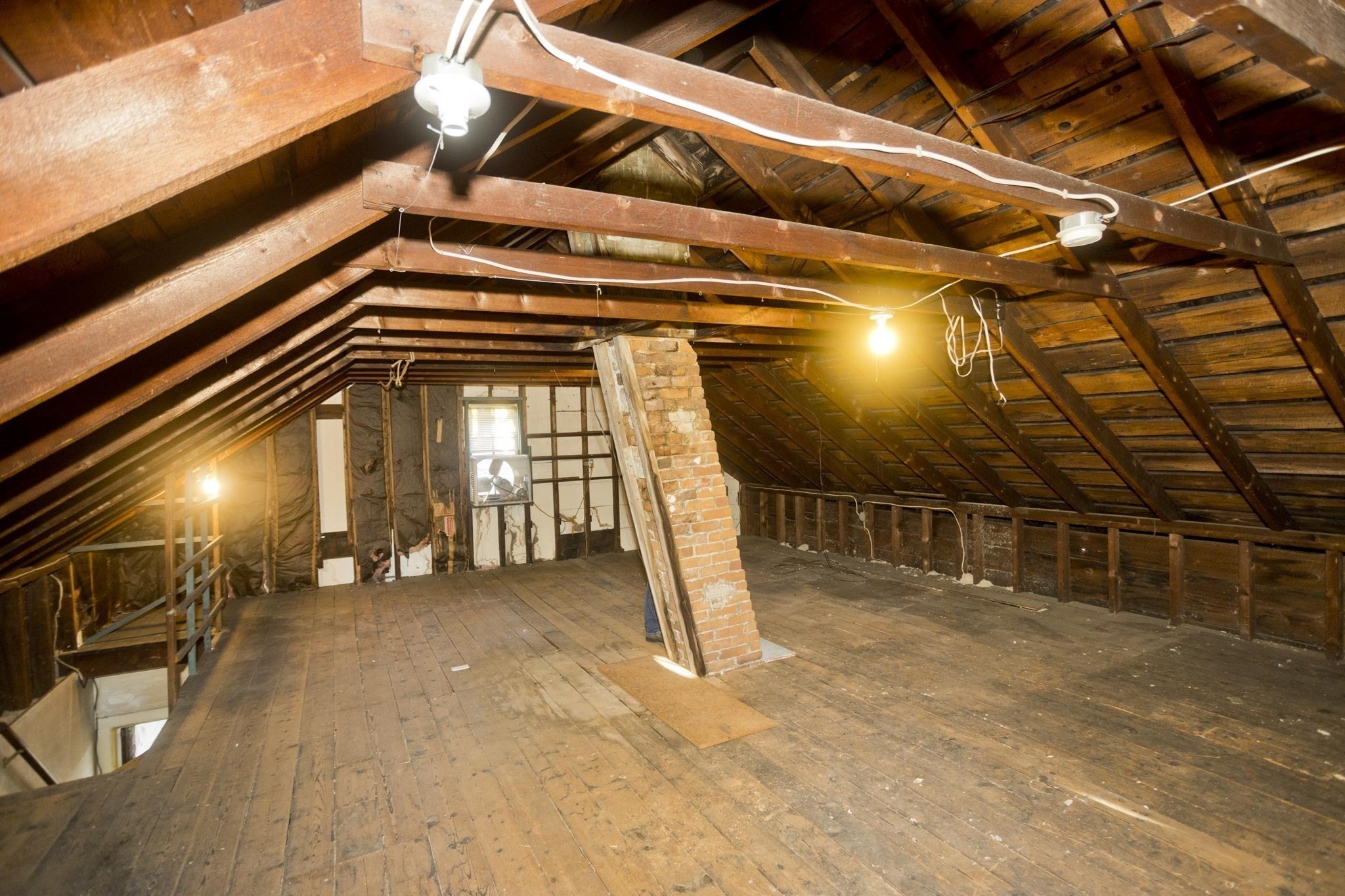 115 Thompson St, Springfield, MA 01109 - Image 37