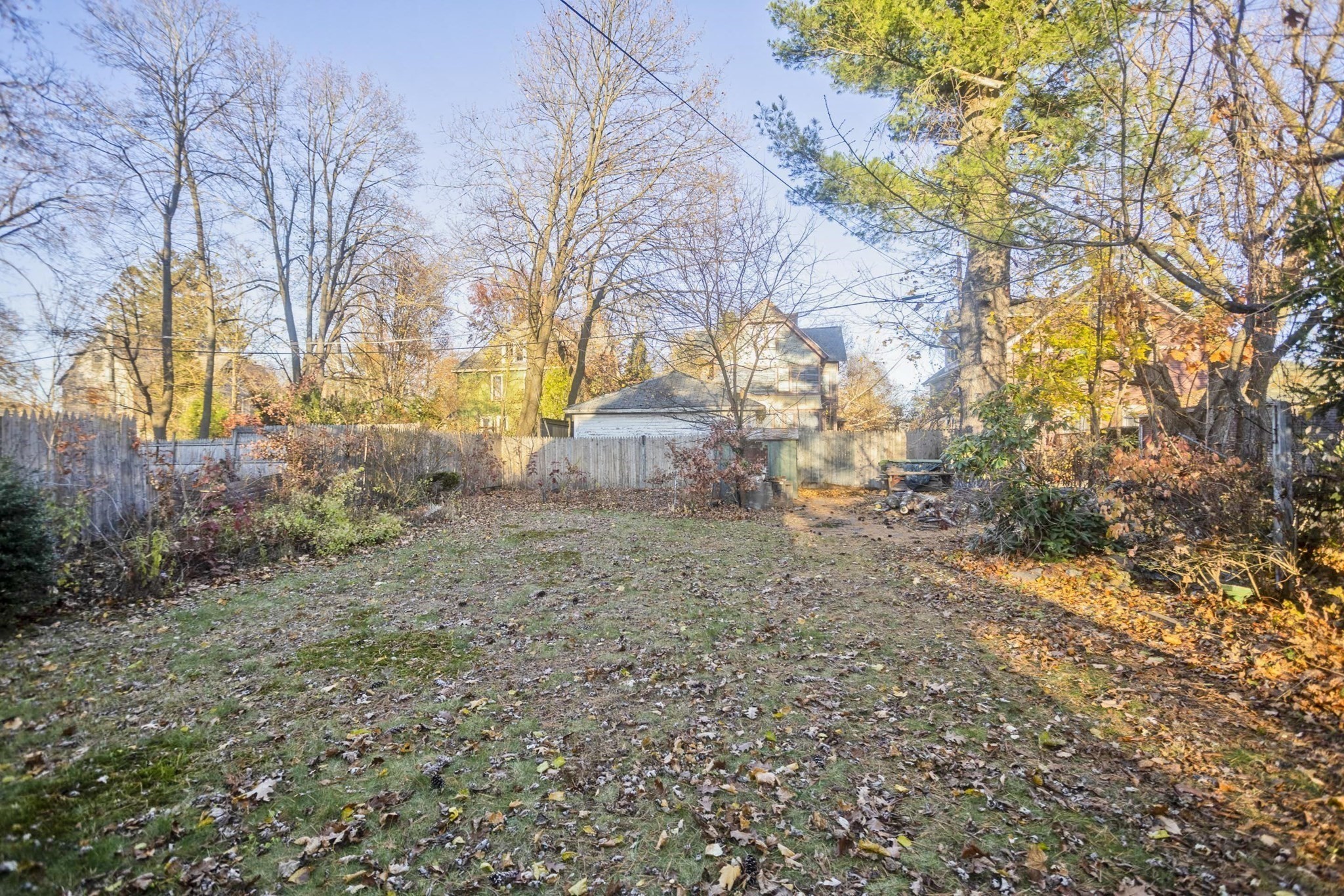 115 Thompson St, Springfield, MA 01109 - Image 38