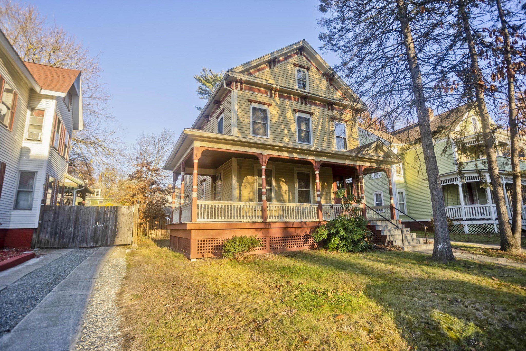 115 Thompson St, Springfield, MA 01109 - Image 39