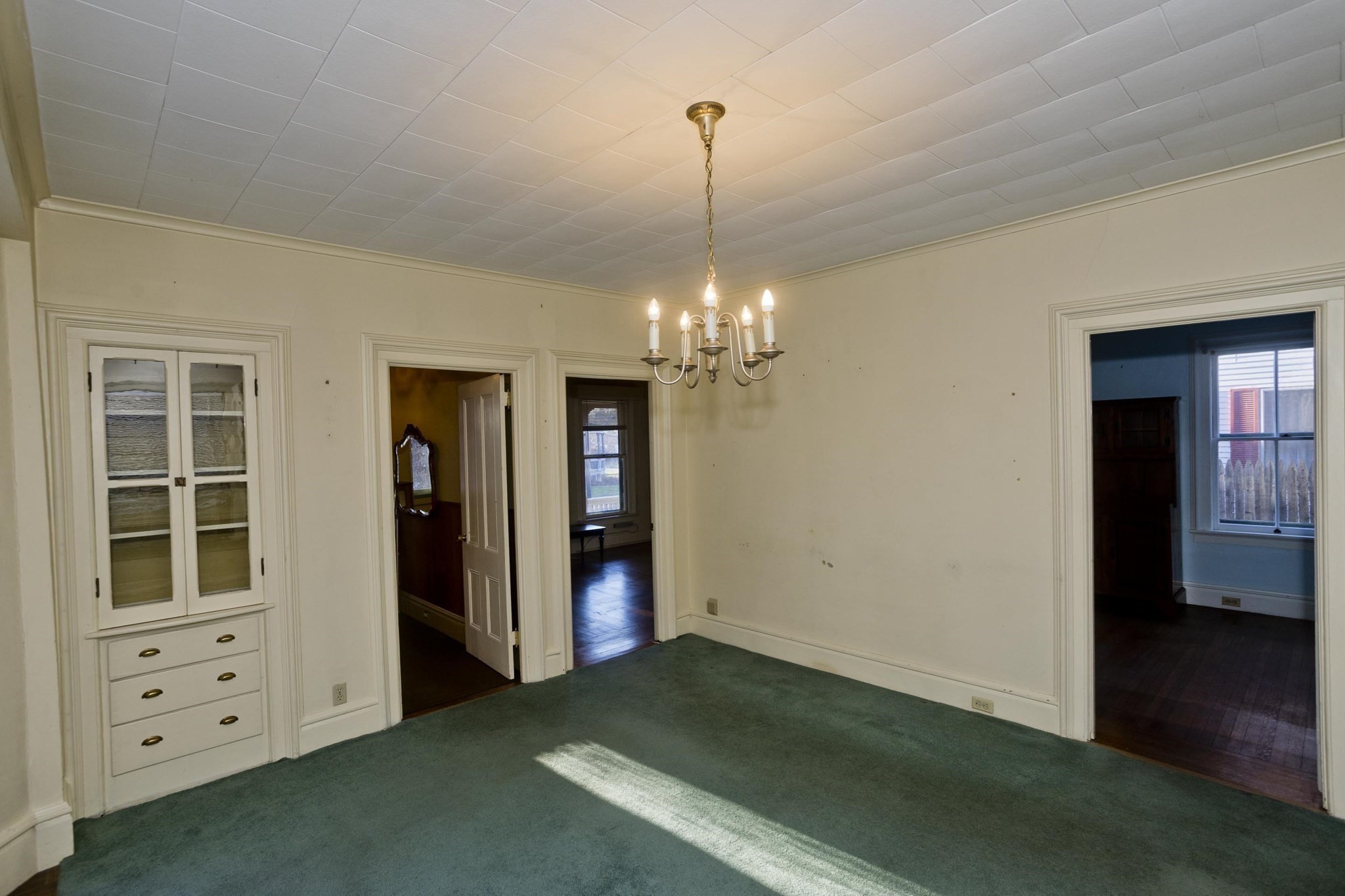 115 Thompson St, Springfield, MA 01109 - Image 10