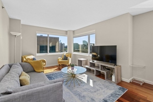 10 Museum Way, Apt 1322