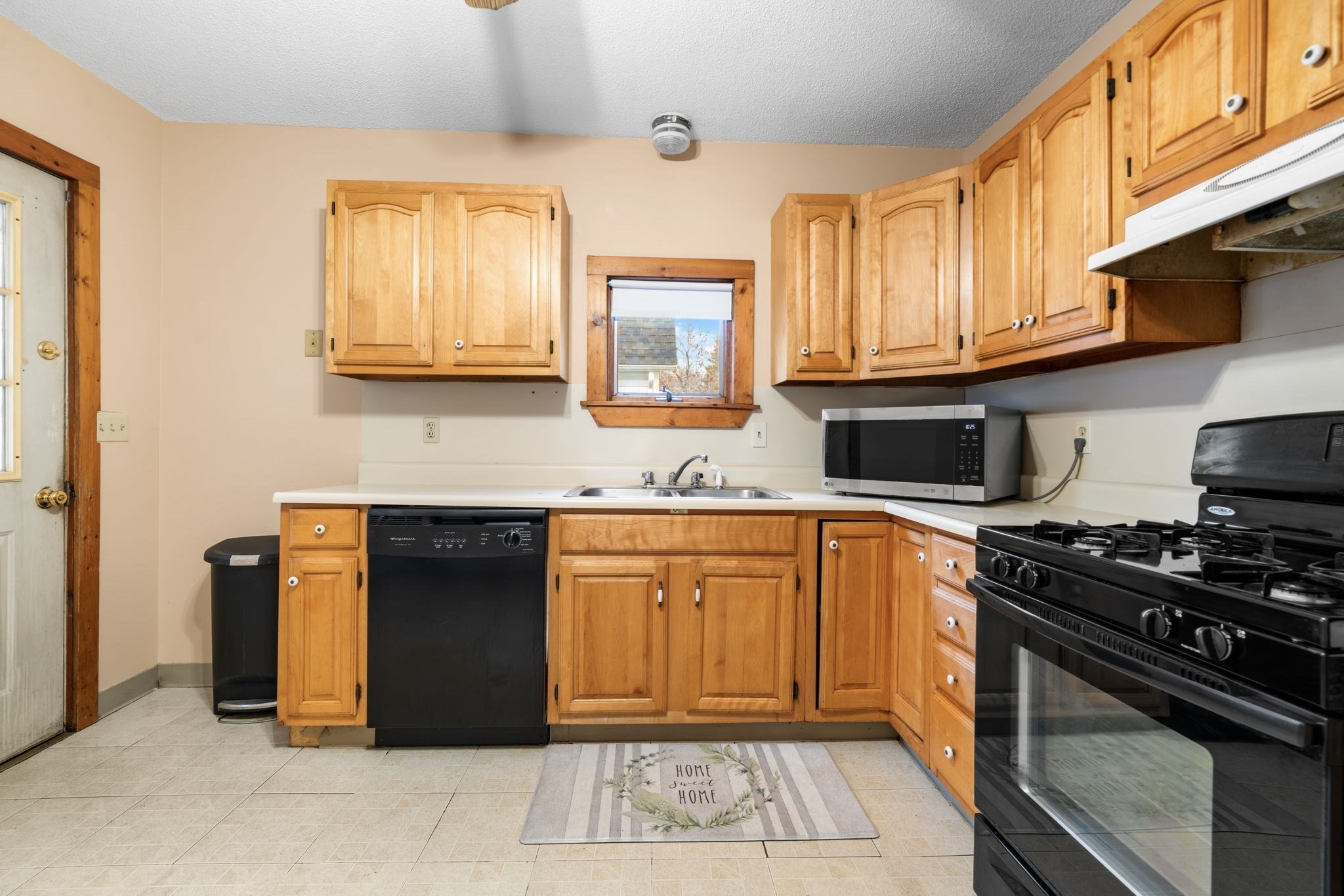 5 Central Ave, Haverhill, MA 01835 - Image 10