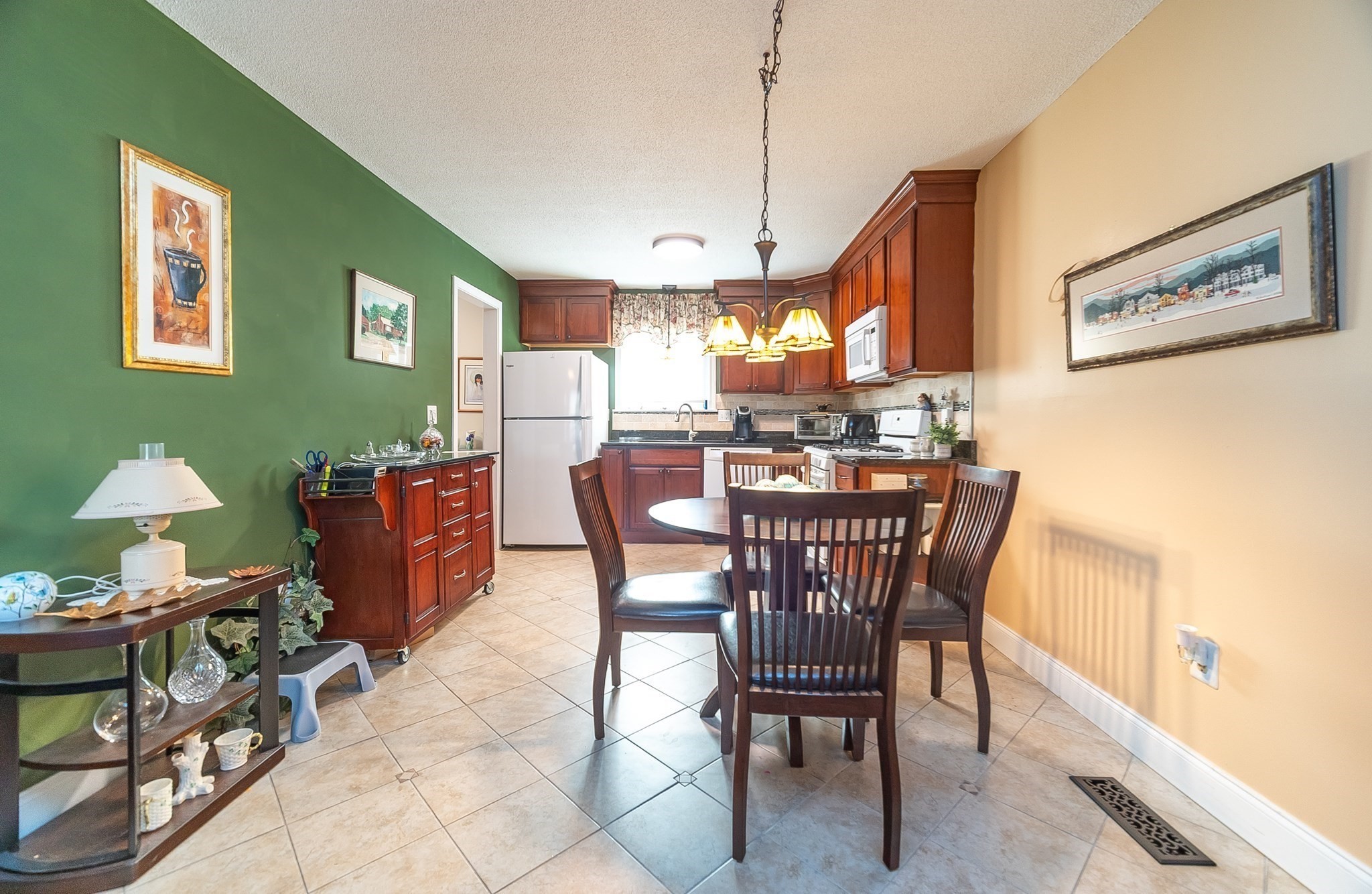 172 Beekman Dr Unit 172, Agawam, MA 01001 - Image 14