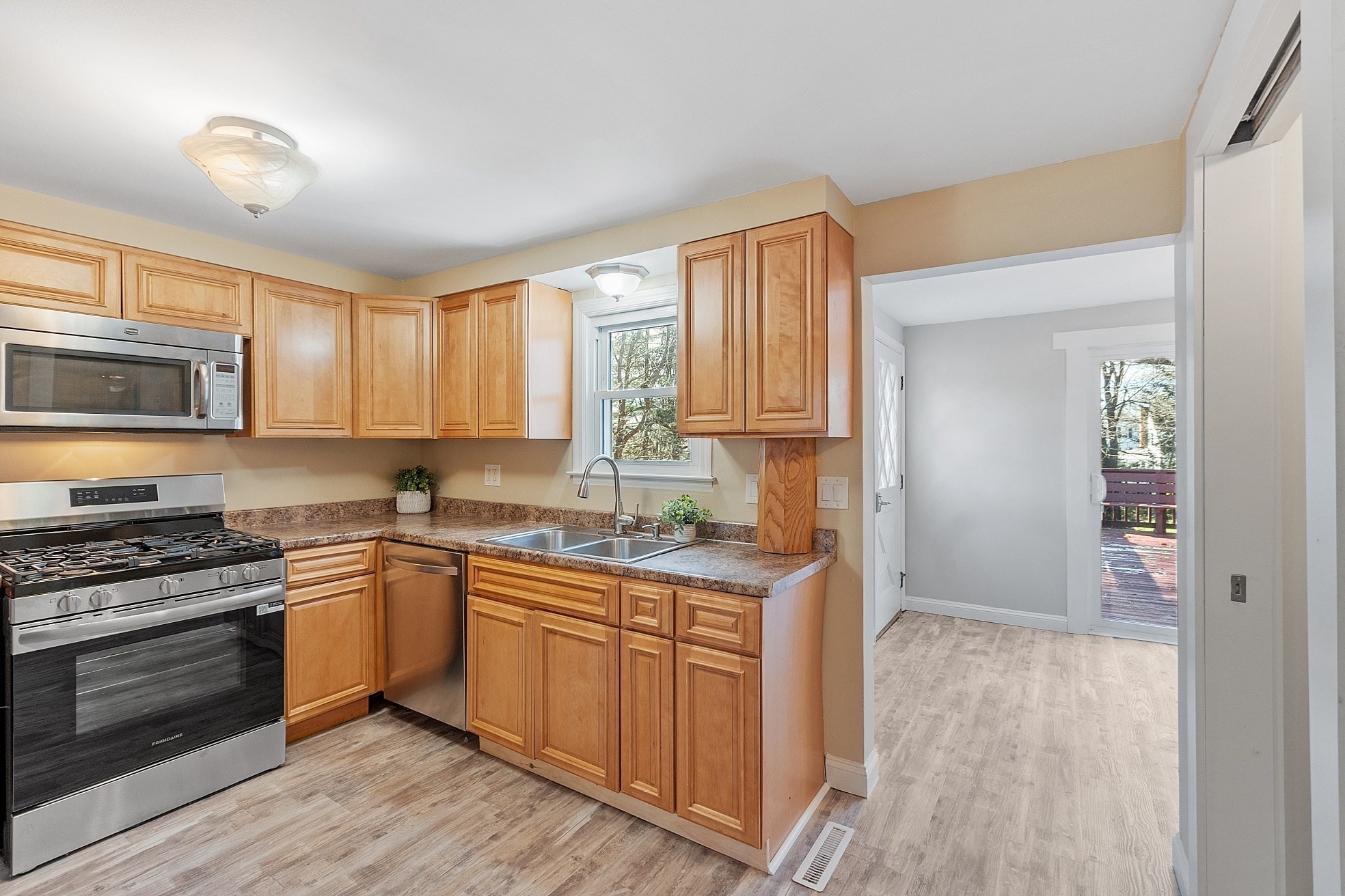 108 Highland St, Winchendon, MA 01475 - Image 5