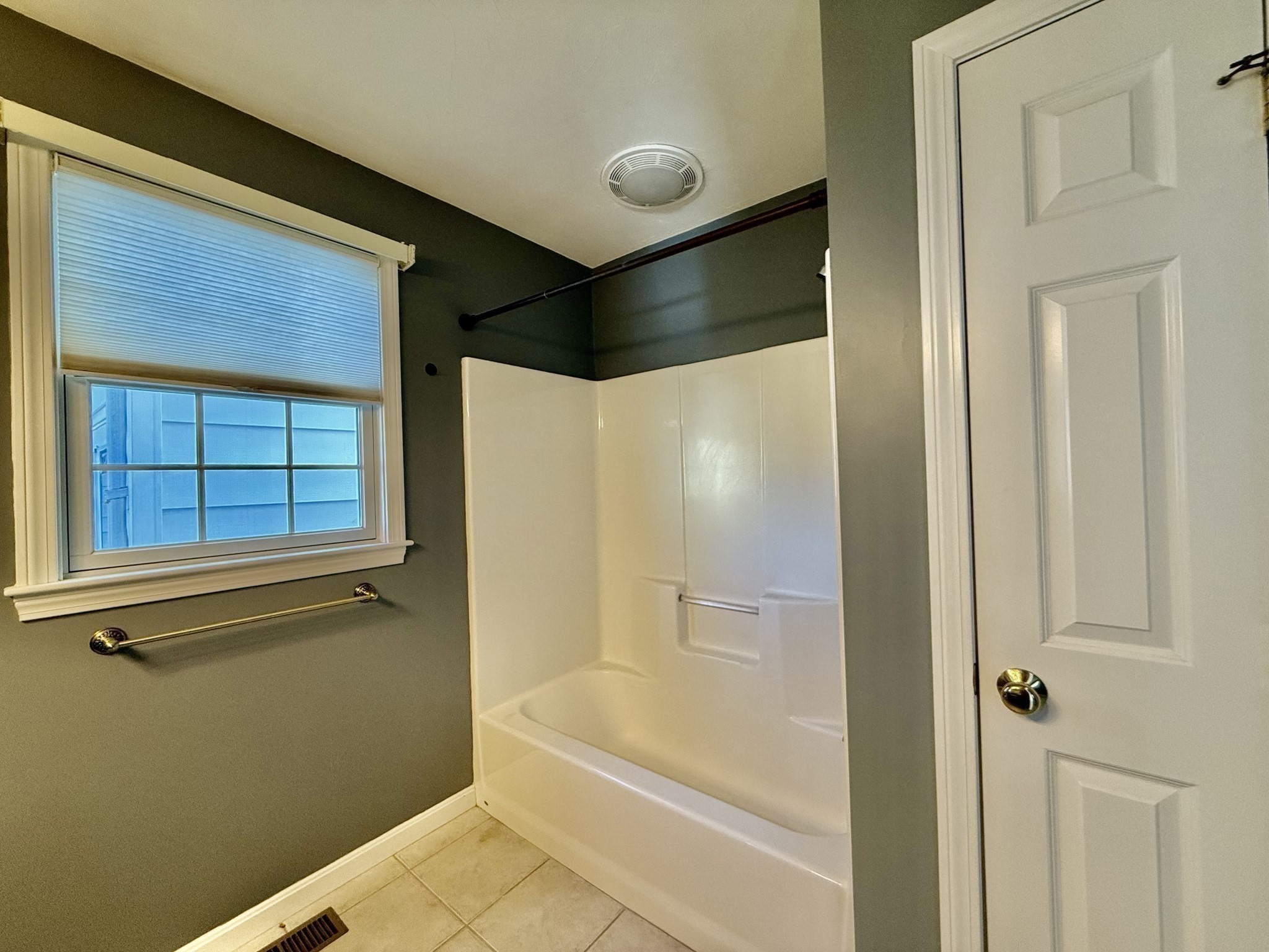 84 Pearl St, Stoughton, MA 02072 - Image 7