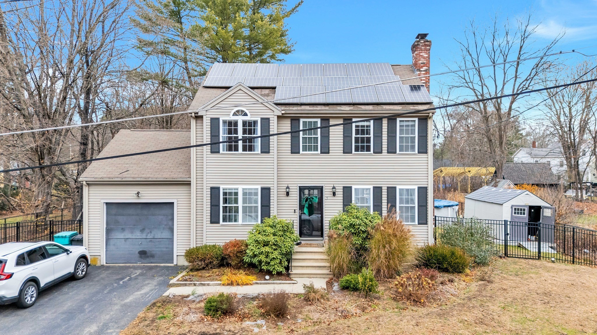 3 Stoddard St, Upton, MA 01568