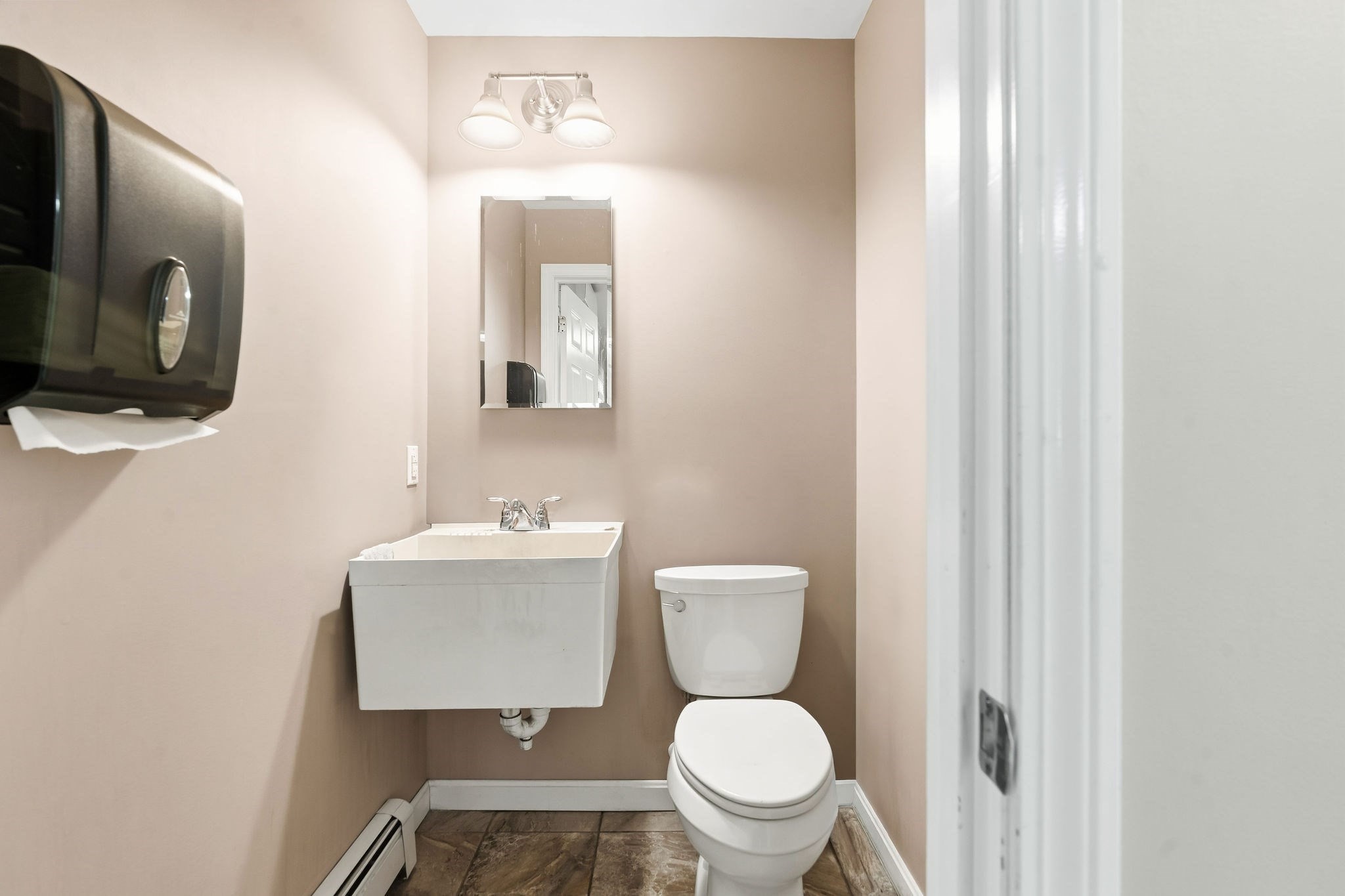 381 Summer Street, Fitchburg, MA 01420 - Image 17