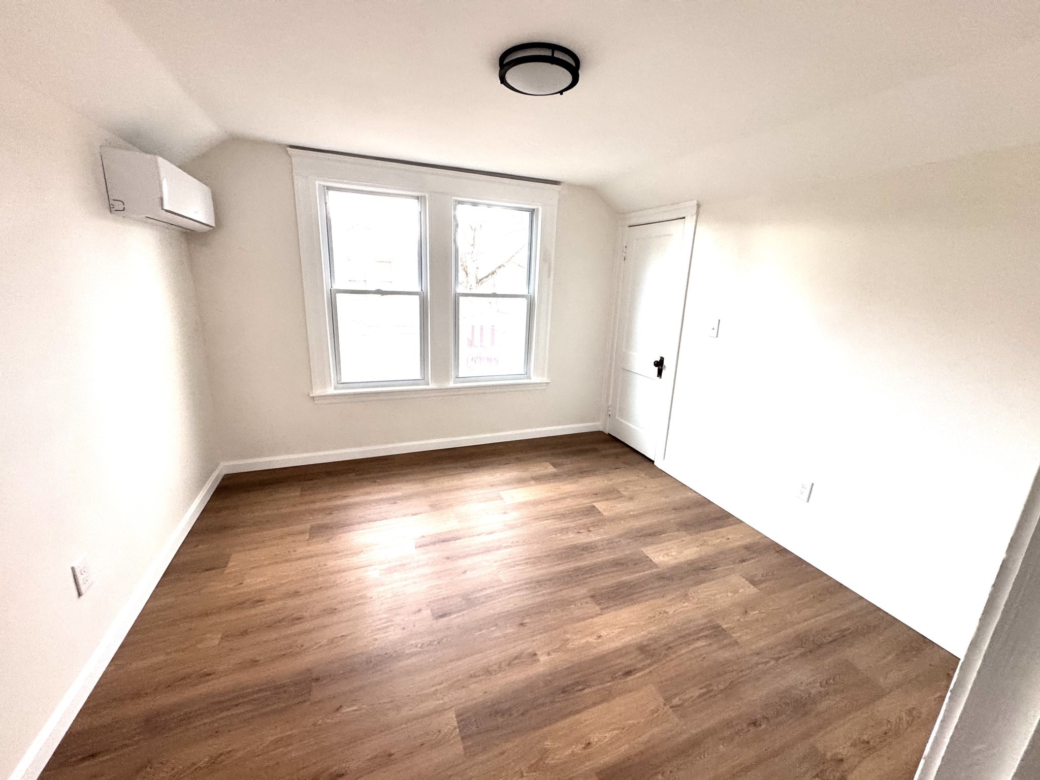 9 Idalla Ave, Worcester, MA 01606 - Image 12