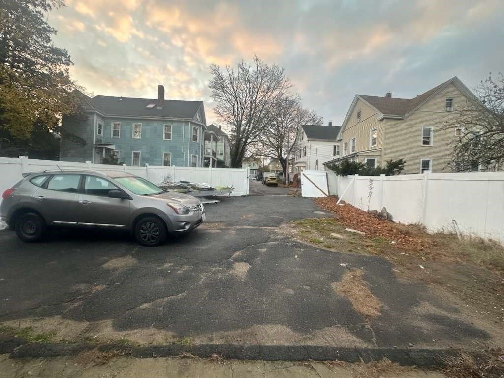 69 Myrtle St, New Bedford, MA 02740 - Image 18