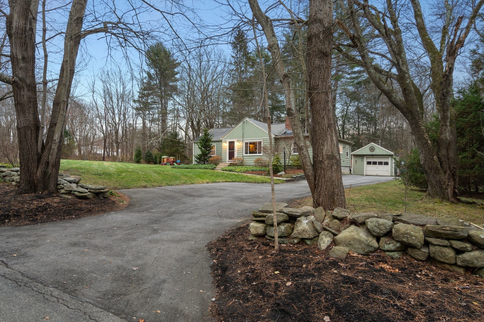 10 Old Millbury Rd, Oxford, MA 01540 - Image 22