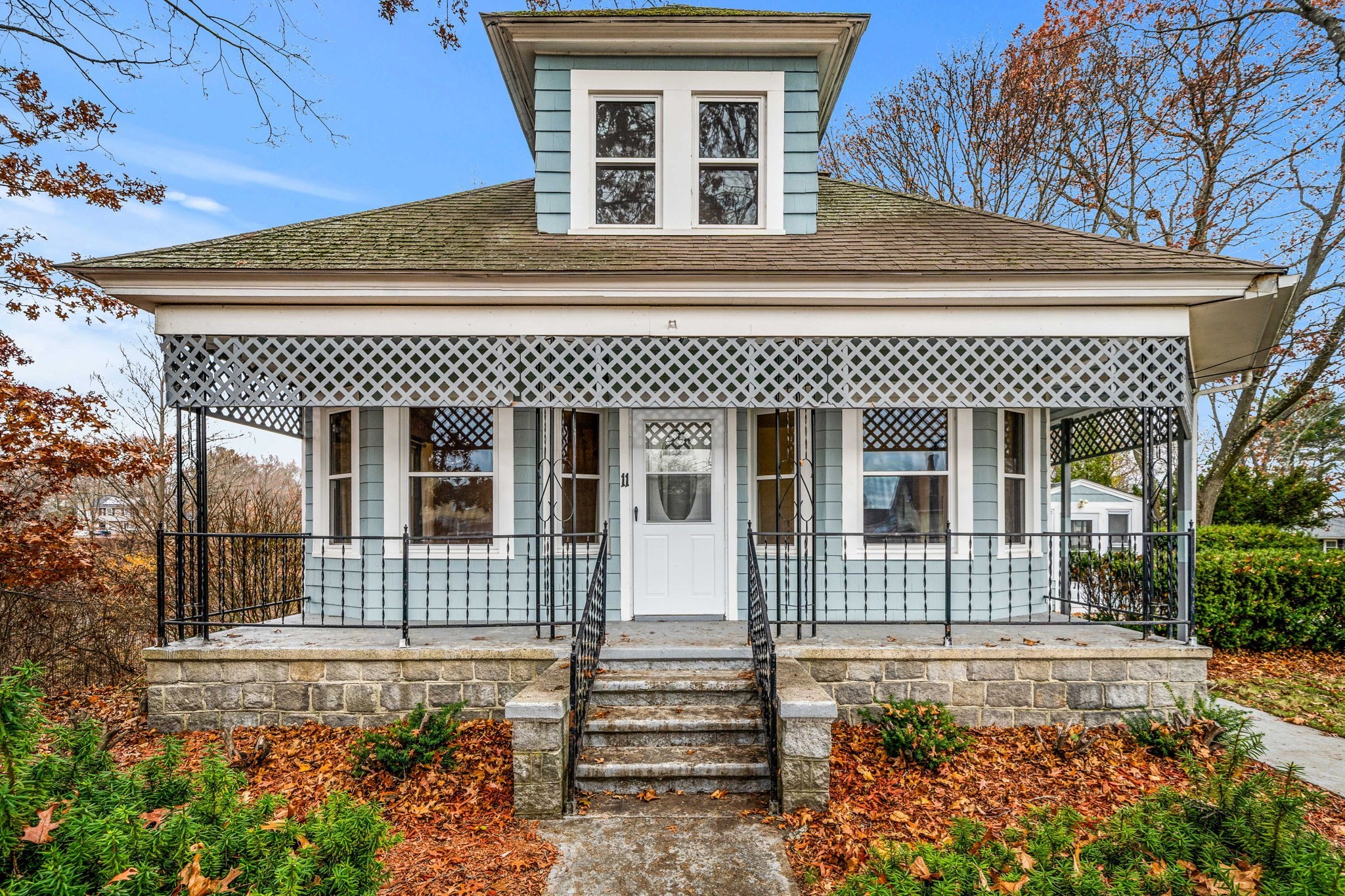 11 Devonshire Street, Lawrence, MA 01843