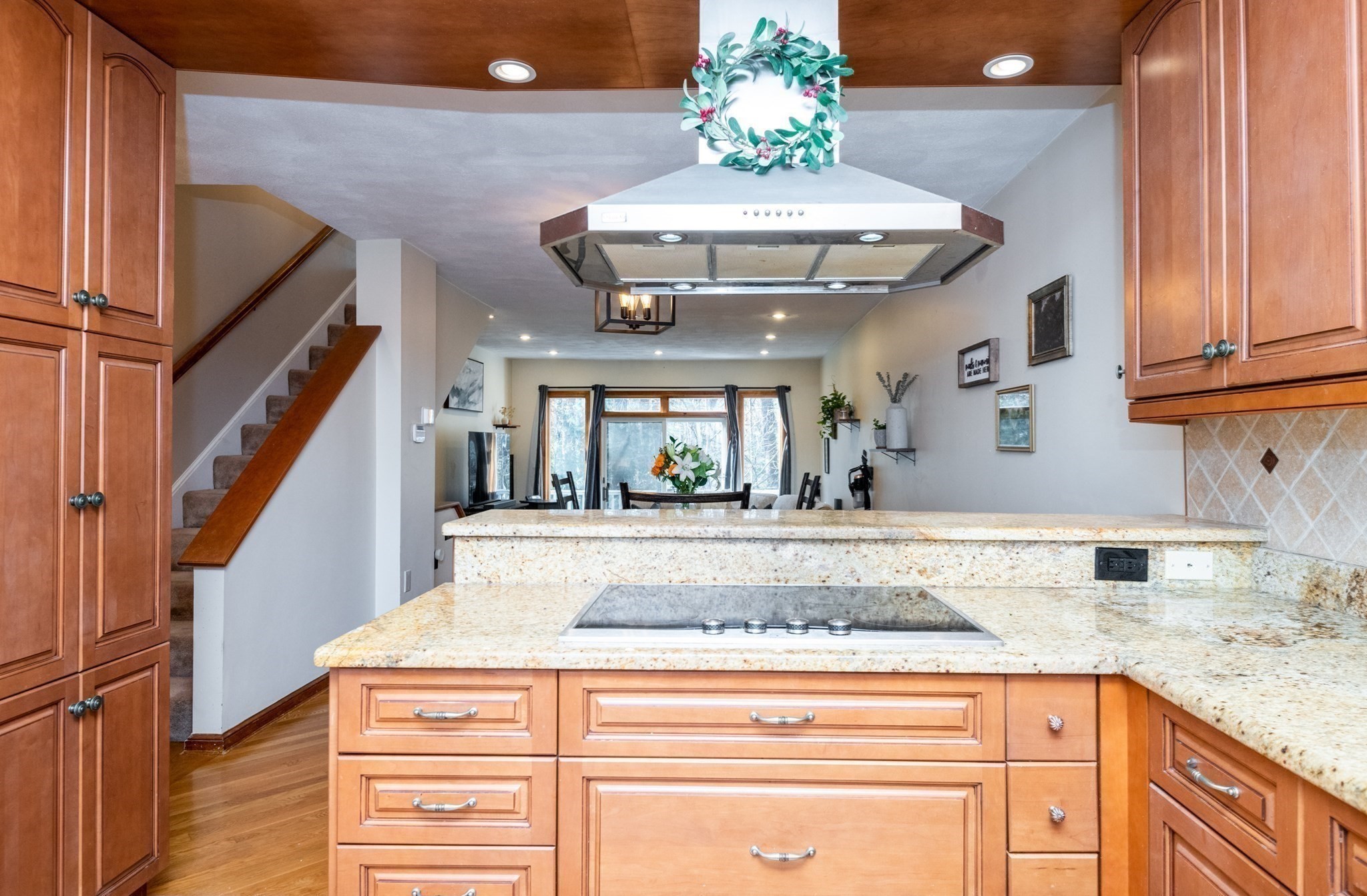 905 Sherwood Forest Ln. Unit 905, Saugus, MA 01906 - Image 13