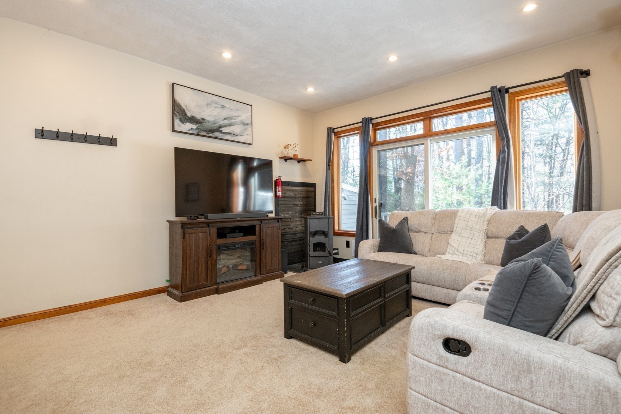 905 Sherwood Forest Ln. Unit 905, Saugus, MA 01906 - Image 16