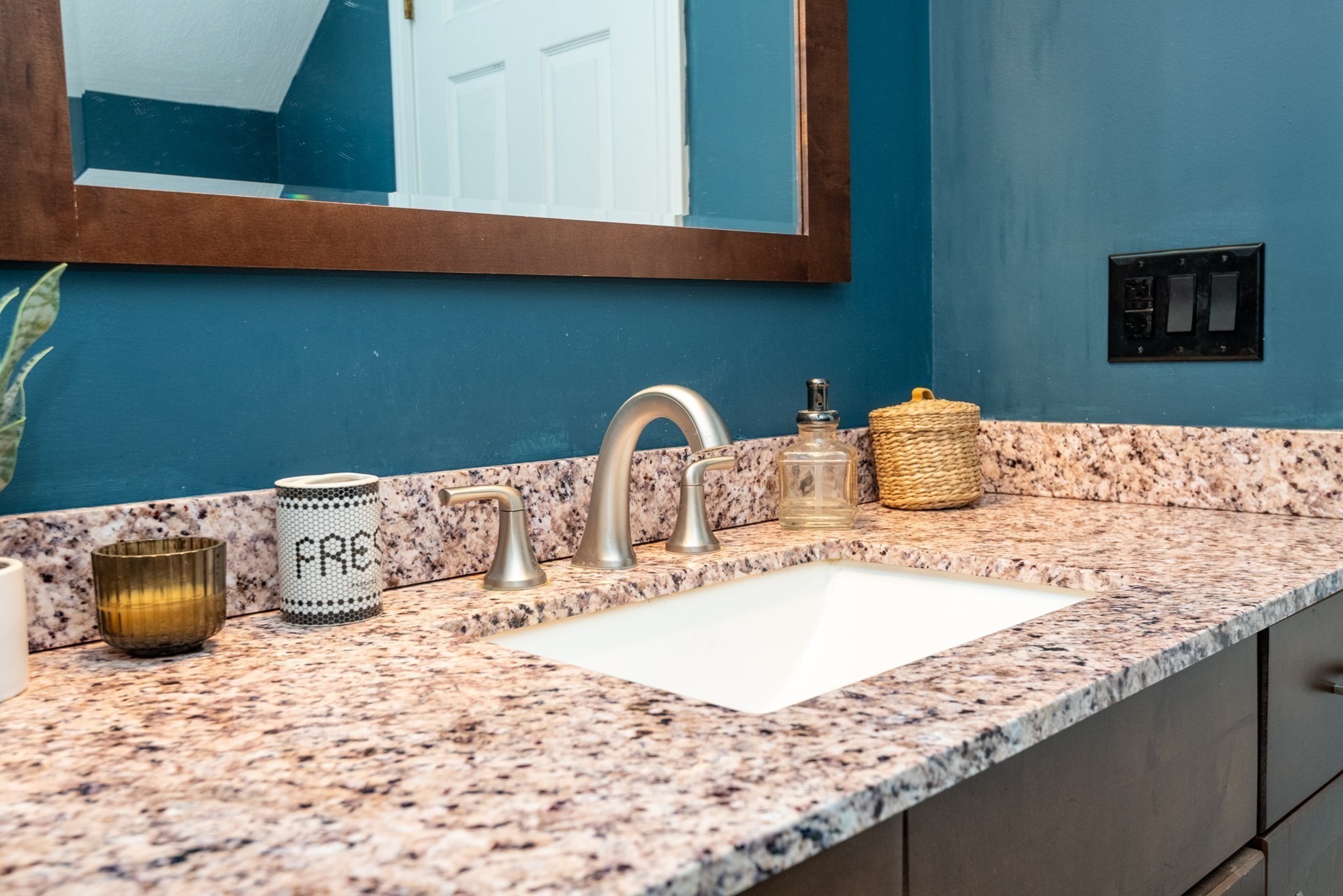 905 Sherwood Forest Ln. Unit 905, Saugus, MA 01906 - Image 35