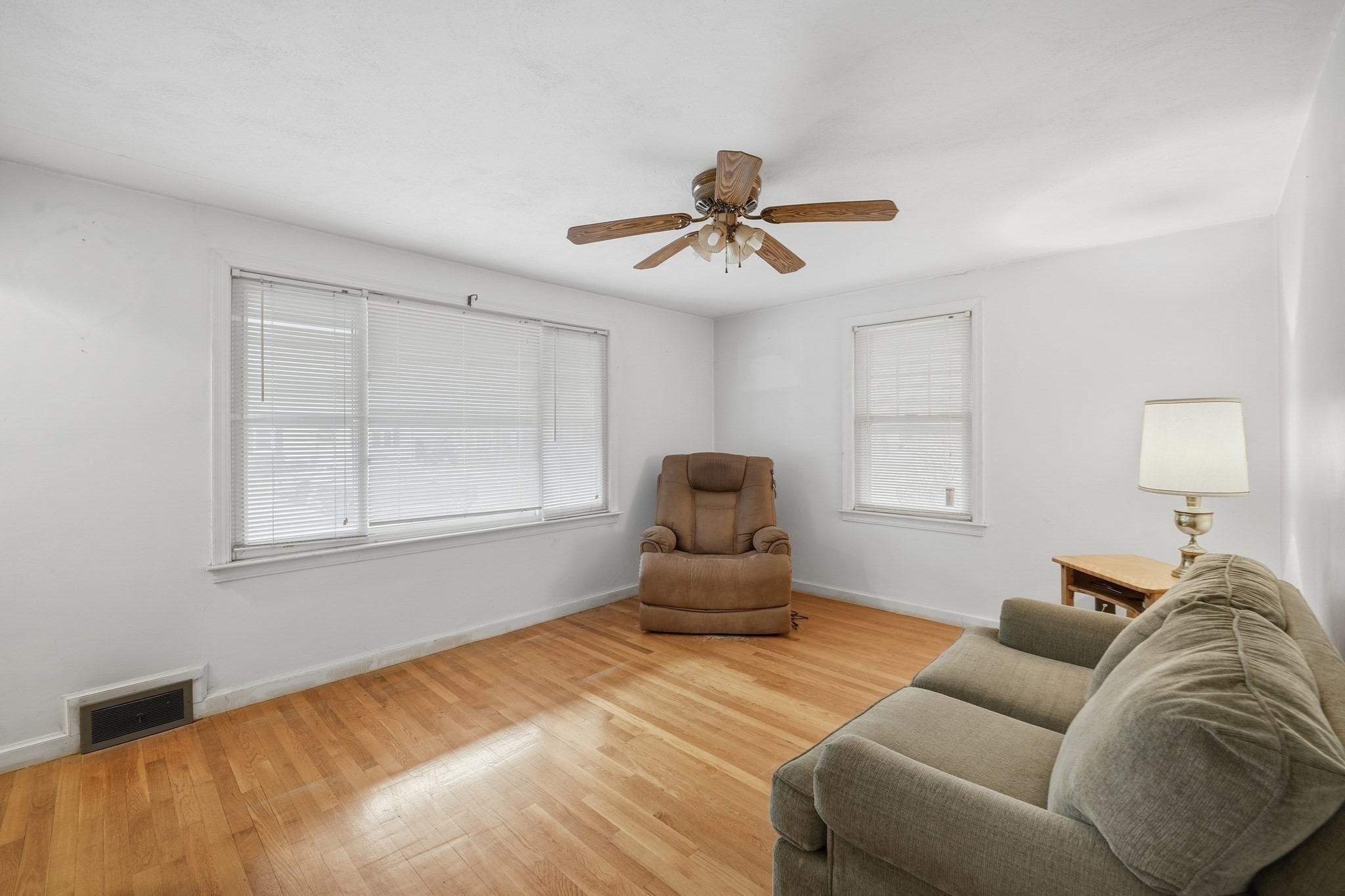 47 Holy Cross St., Springfield, MA 01104 - Image 11