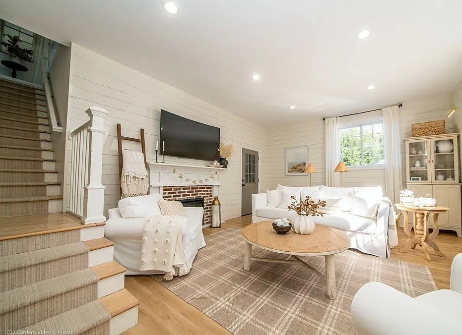 98 McCabe St, Dartmouth, MA 02747 - Image 11